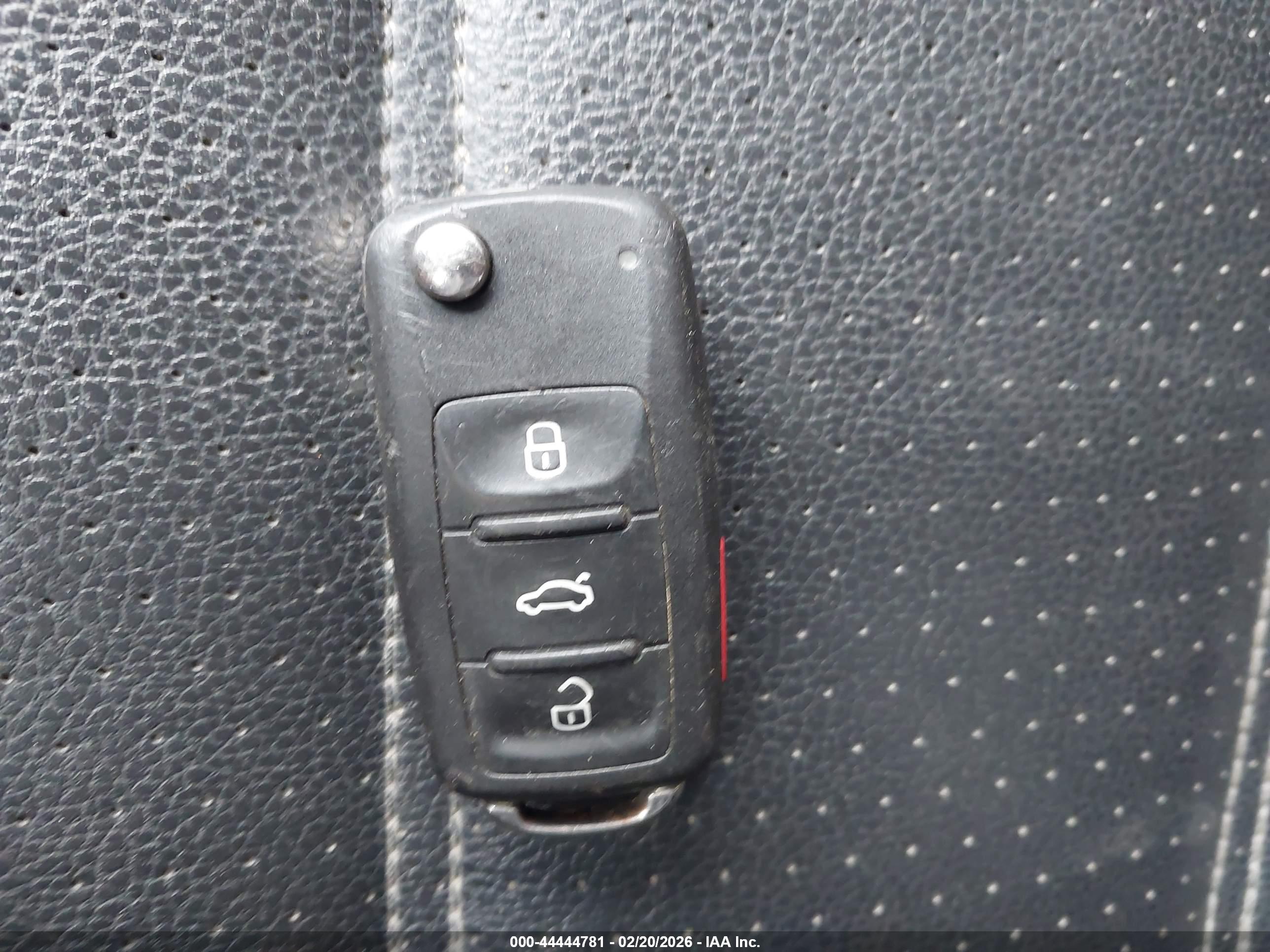 VOLKSWAGEN JETTA image 11