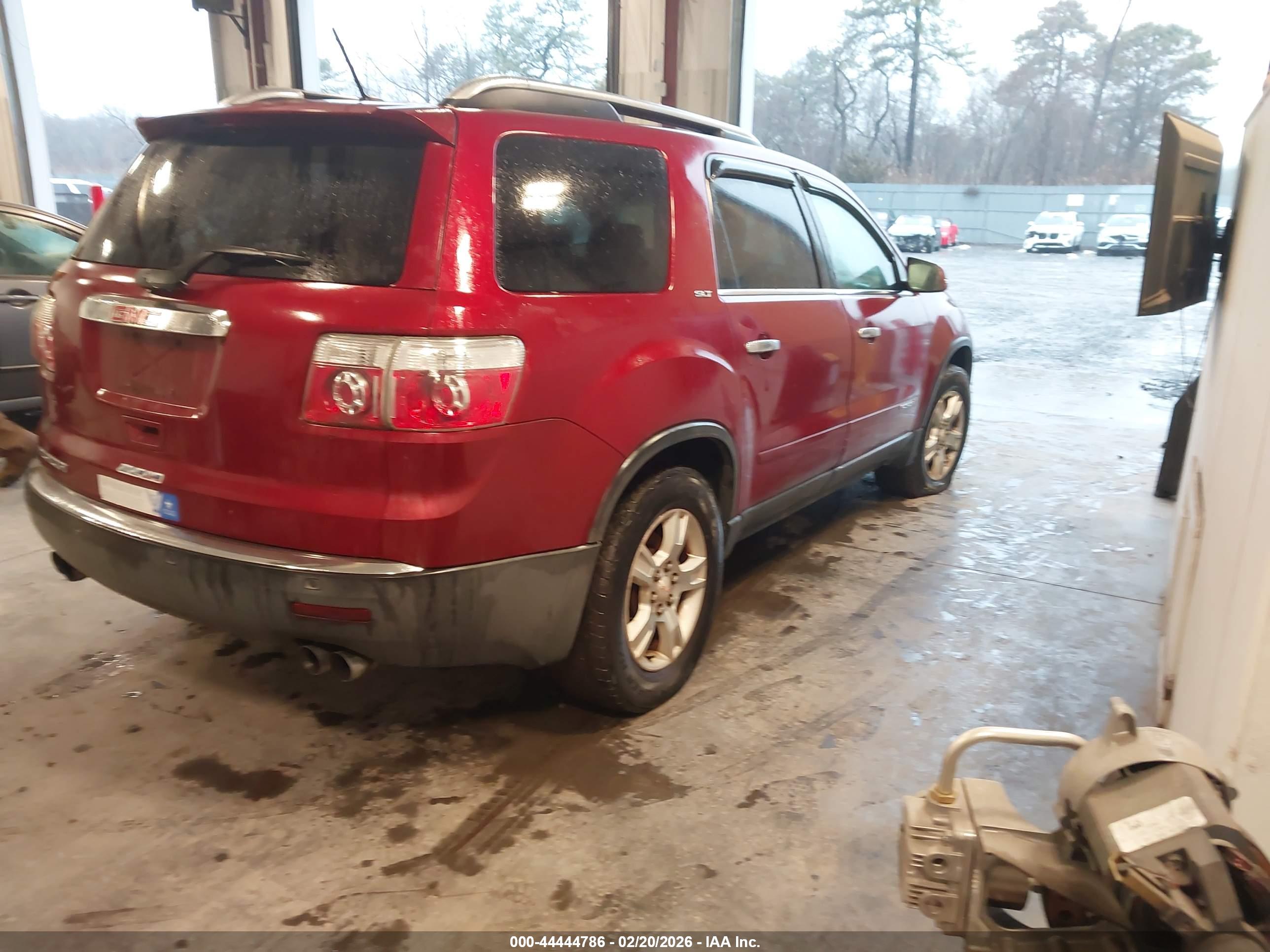 GMC ACADIA image 4
