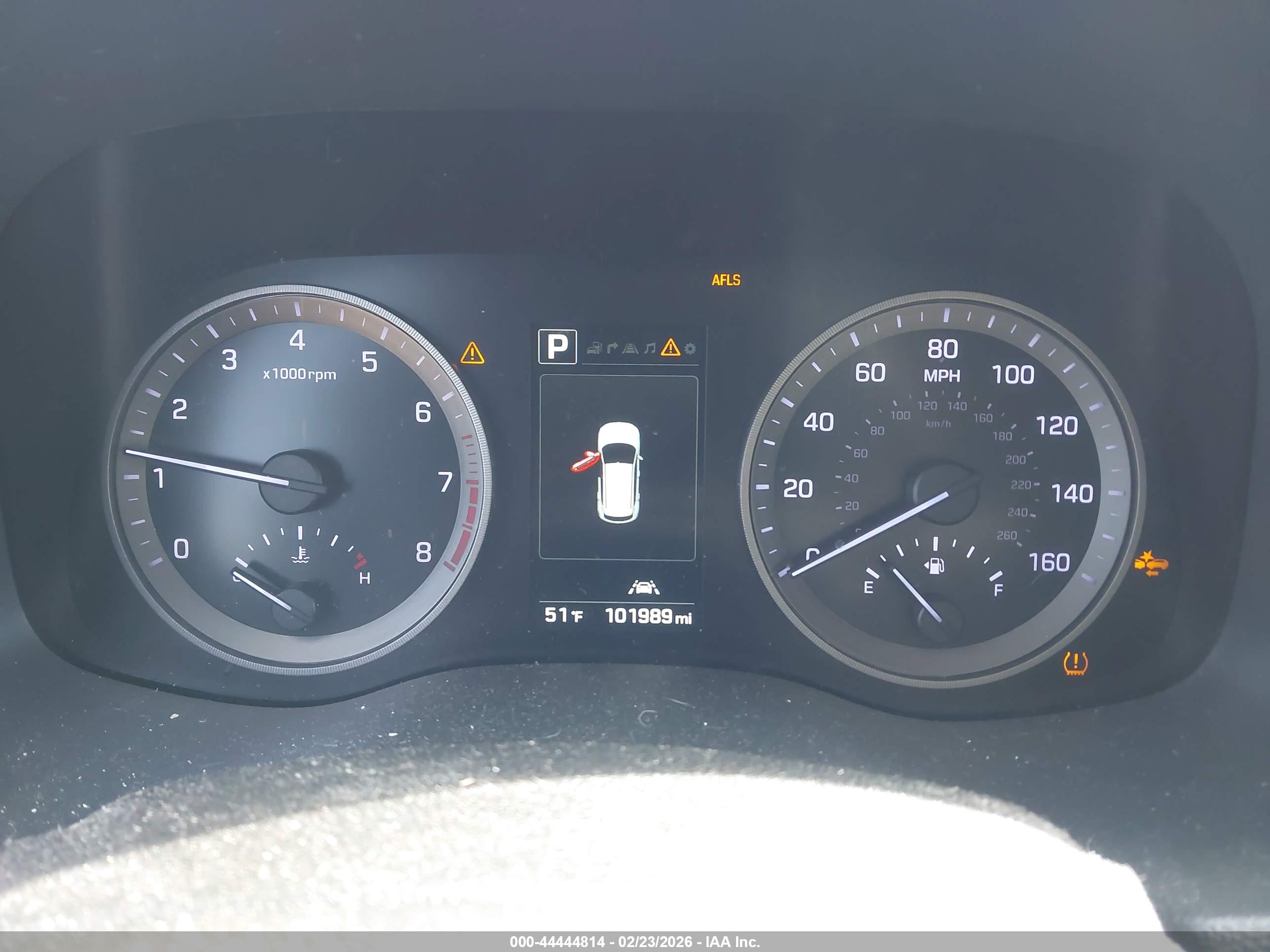 HYUNDAI TUCSON image 7