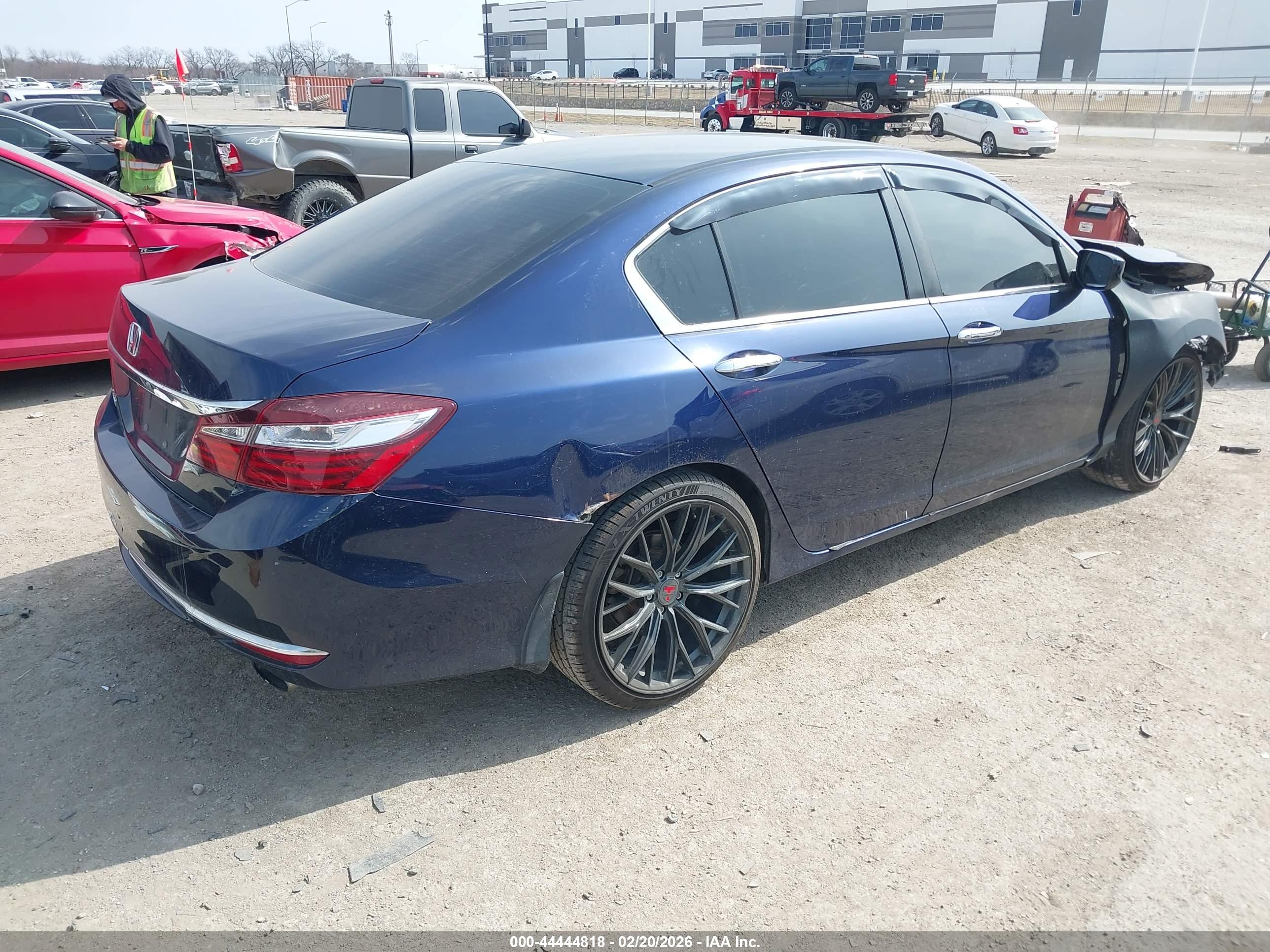 HONDA ACCORD image 4