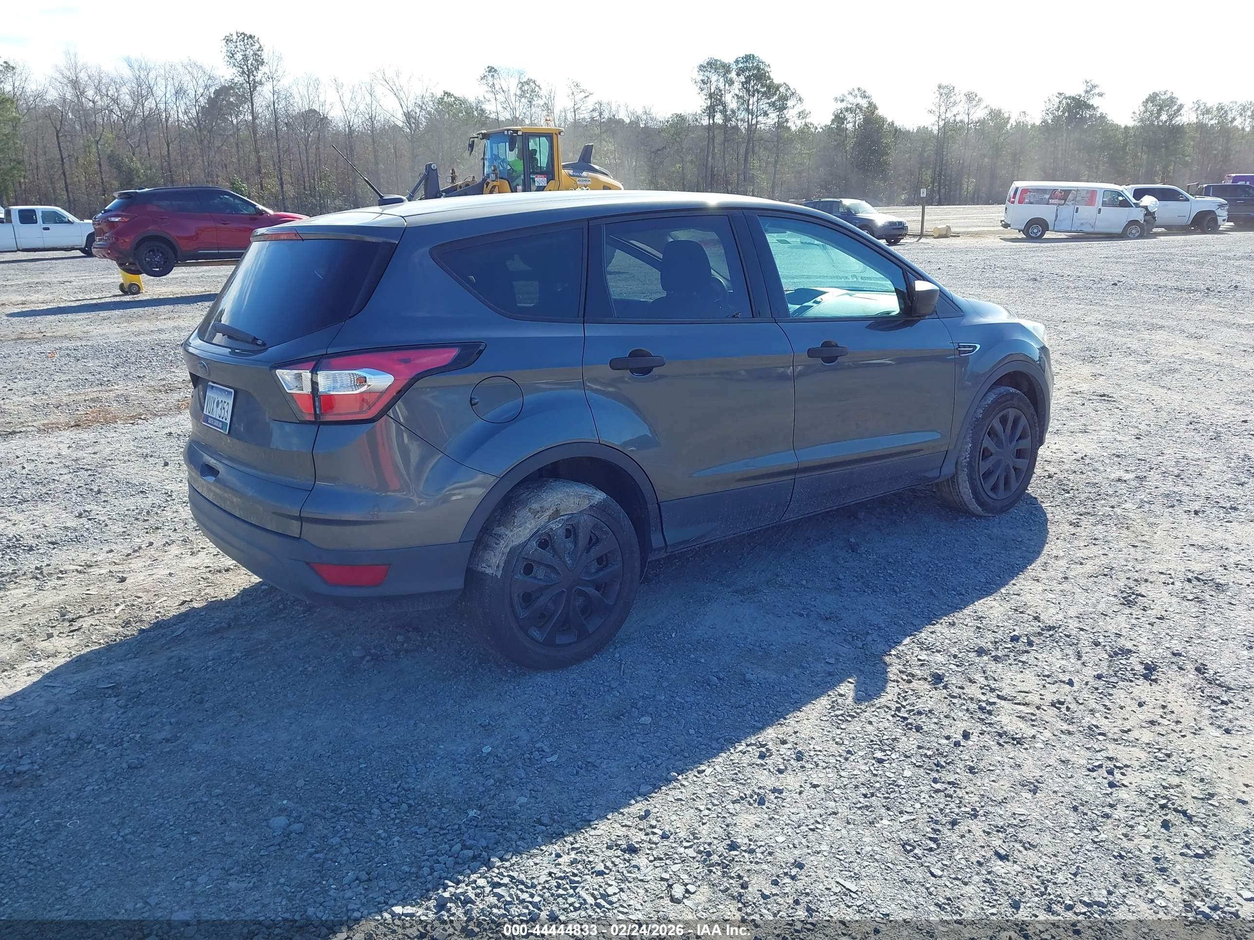 FORD ESCAPE image 4