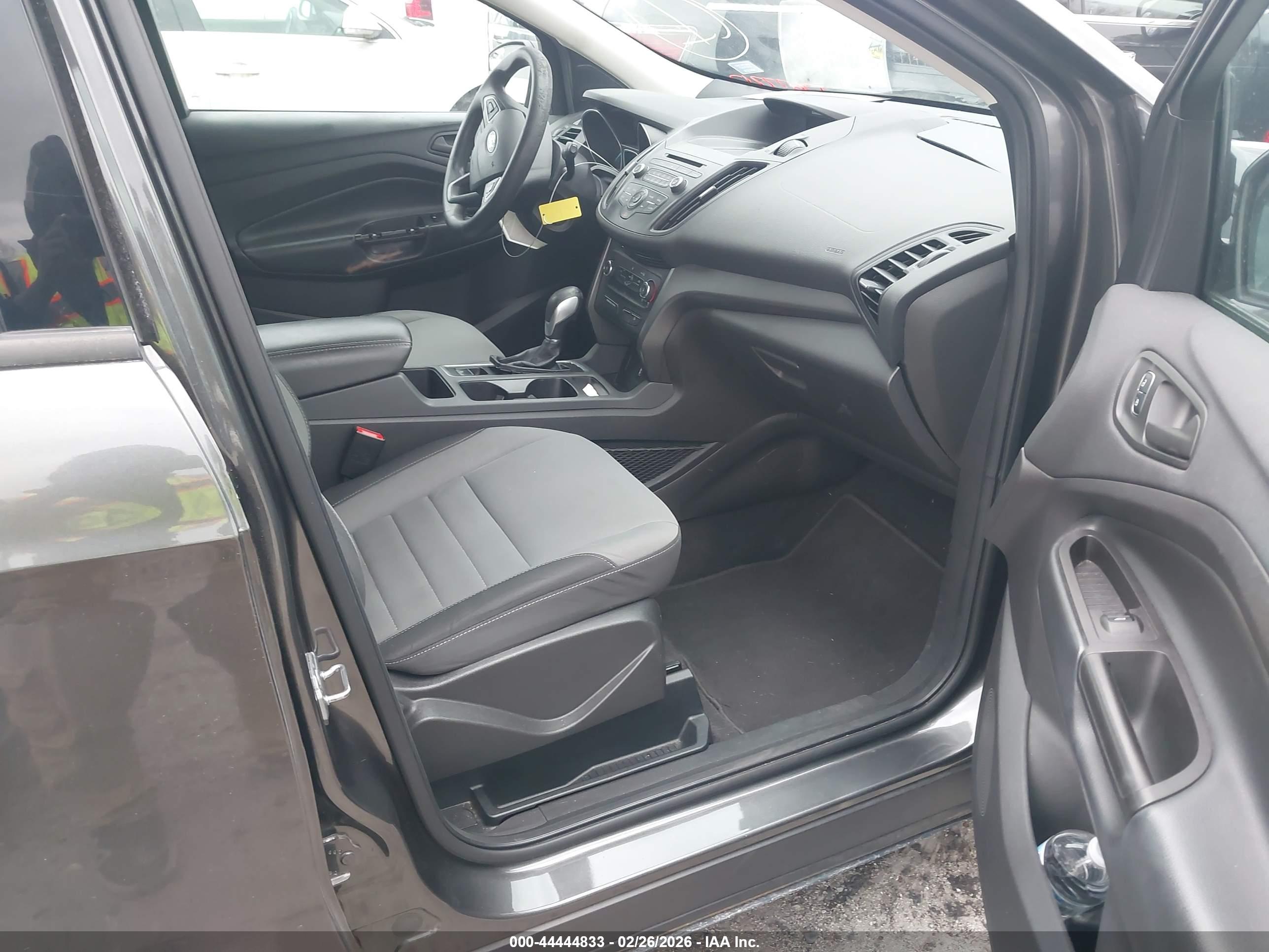 FORD ESCAPE image 5
