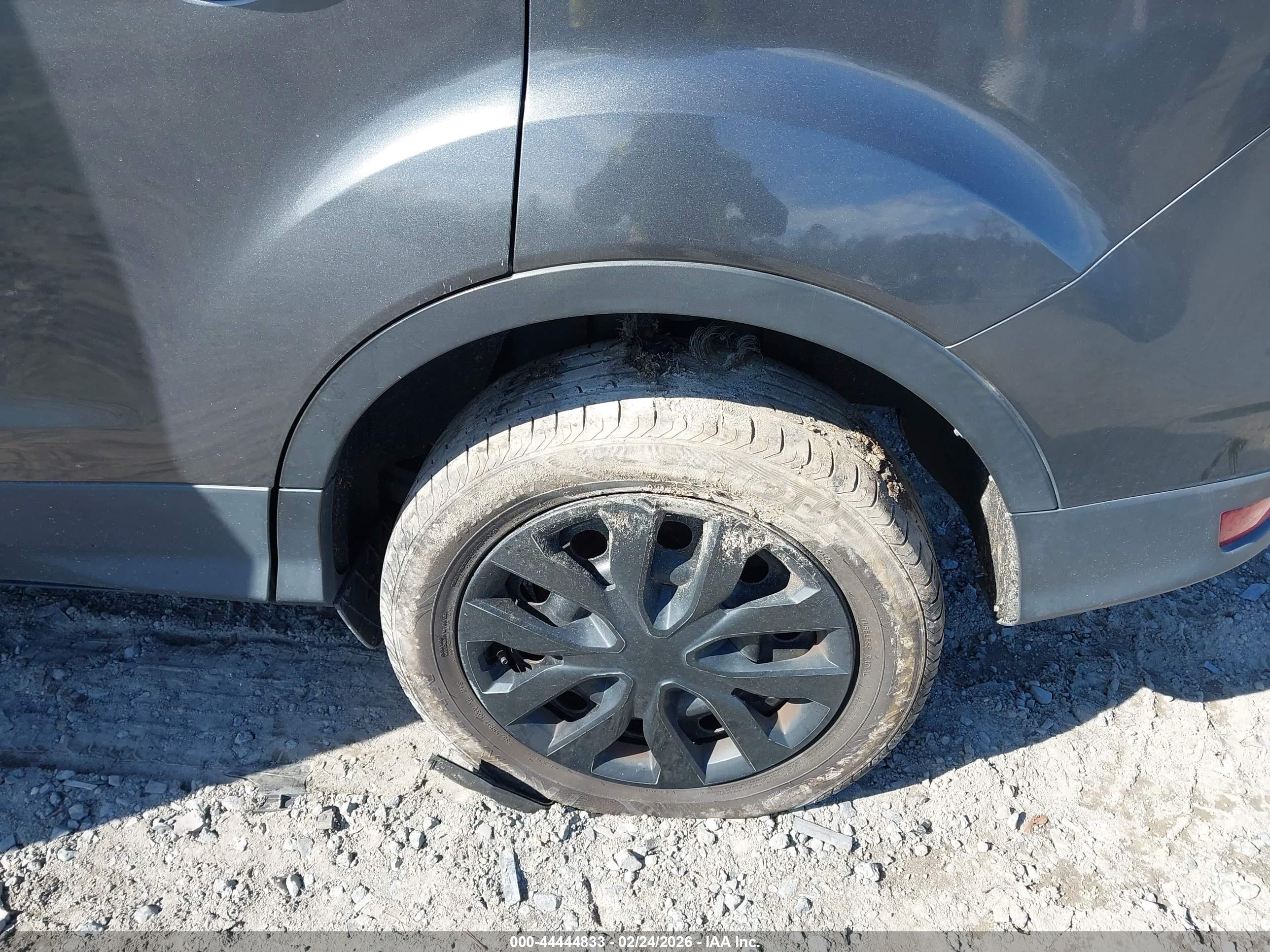 FORD ESCAPE image 6