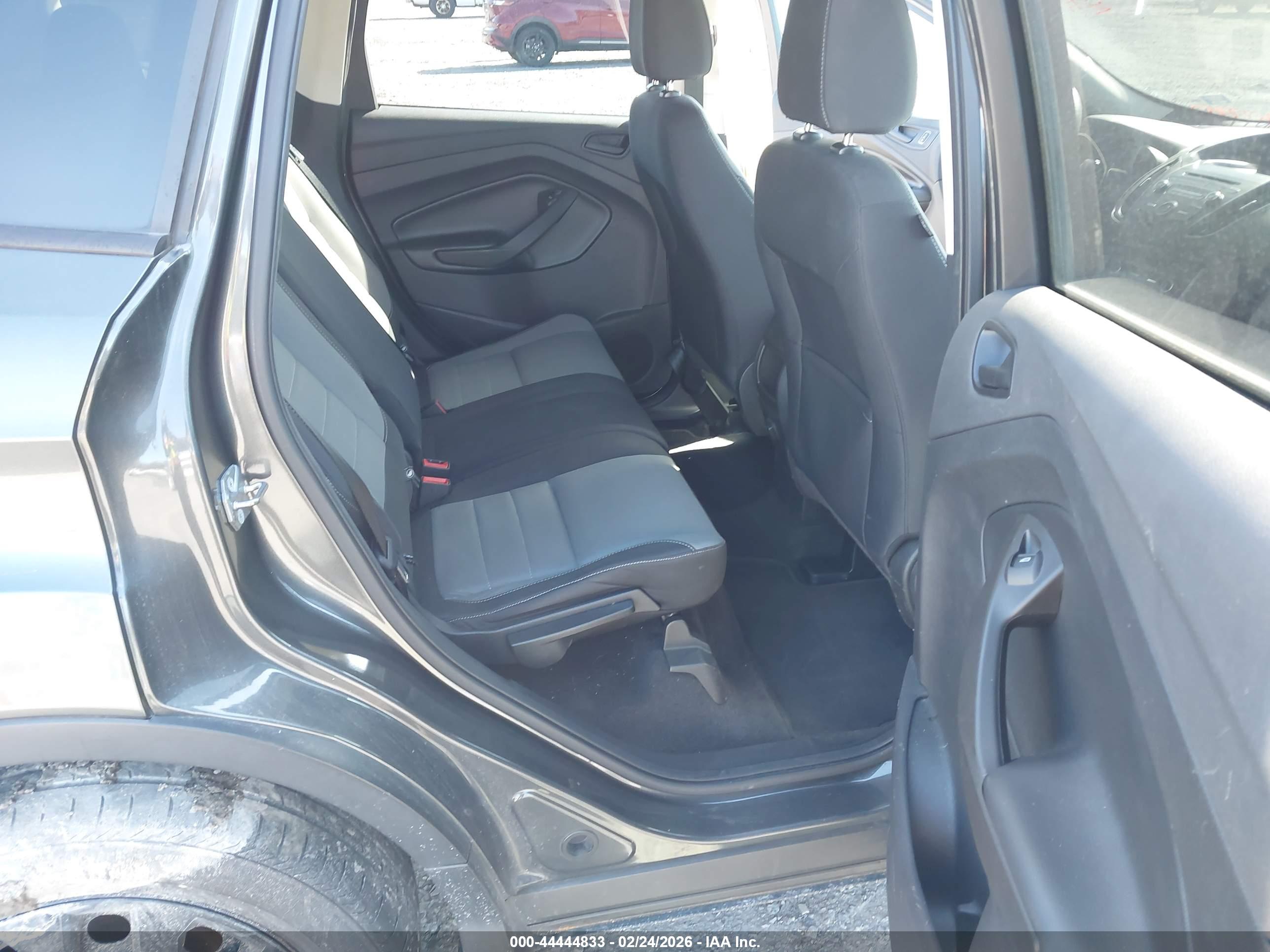 FORD ESCAPE image 8