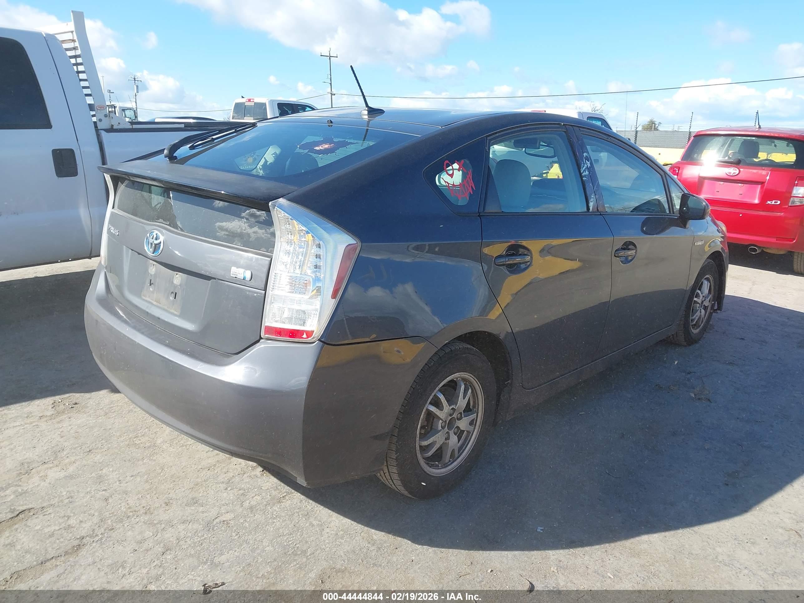 TOYOTA PRIUS image 4