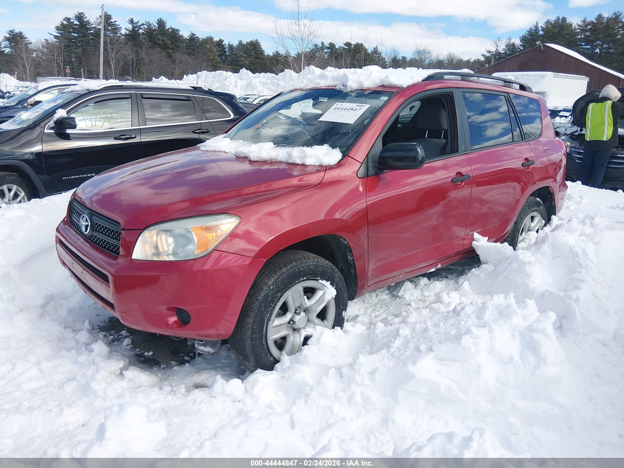 TOYOTA RAV4 image 2