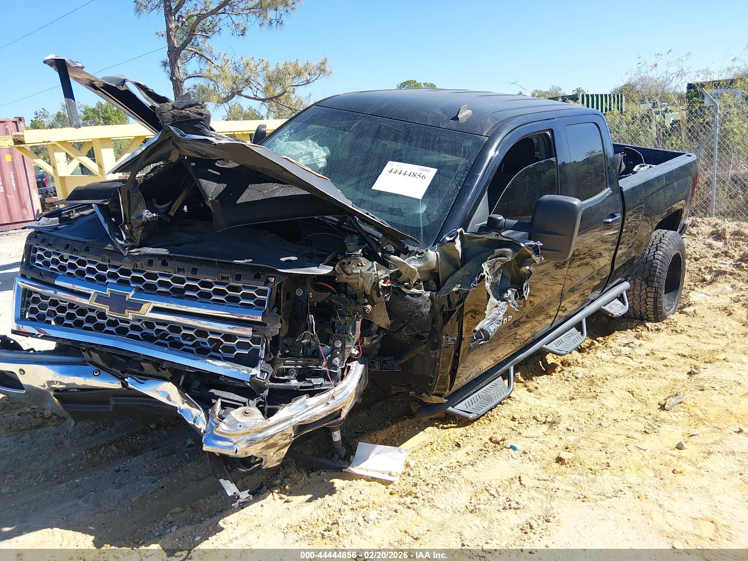 CHEVROLET SILVERADO image 2