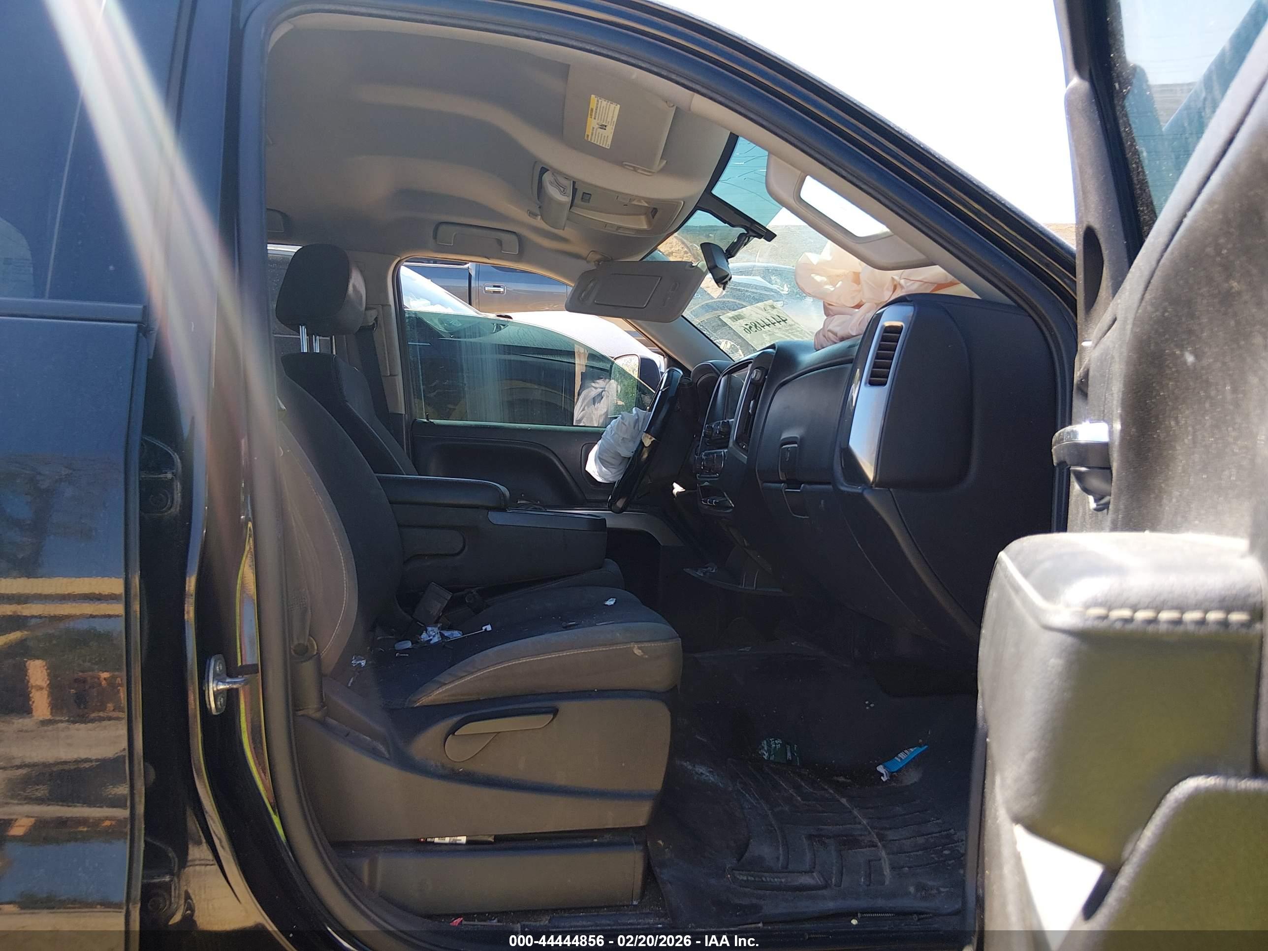 CHEVROLET SILVERADO image 5