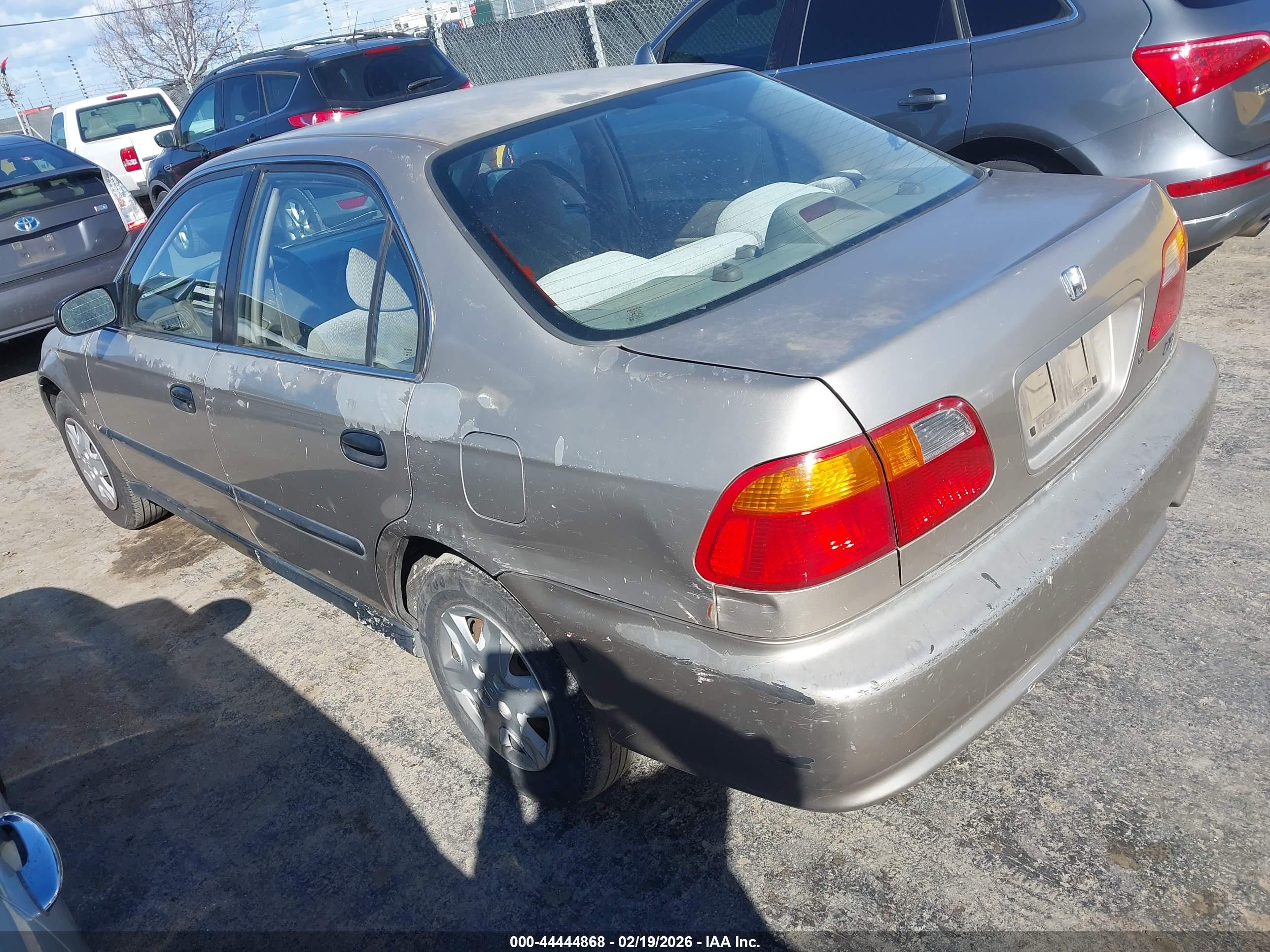 HONDA CIVIC image 3