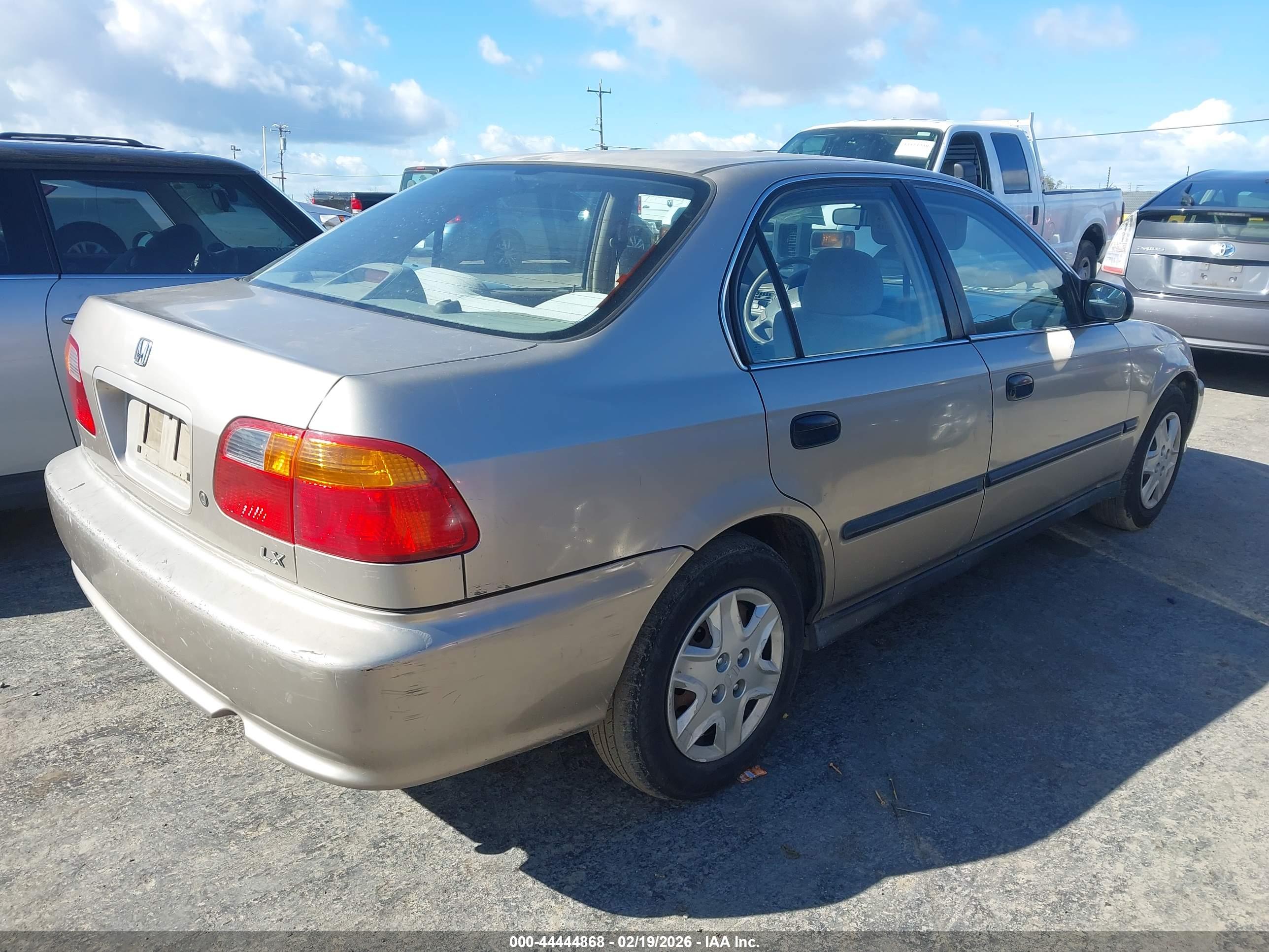 HONDA CIVIC image 4