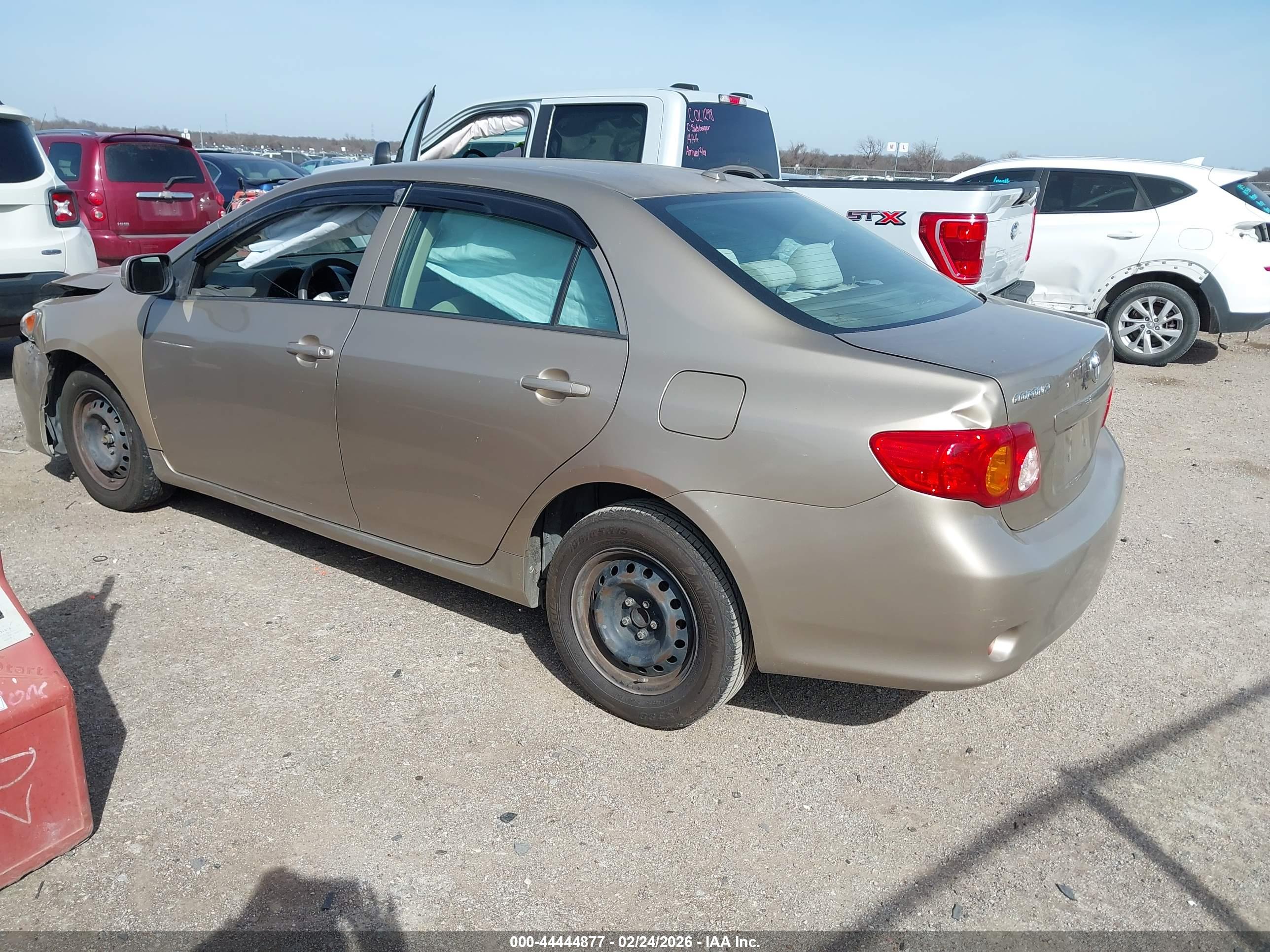 TOYOTA COROLLA image 3