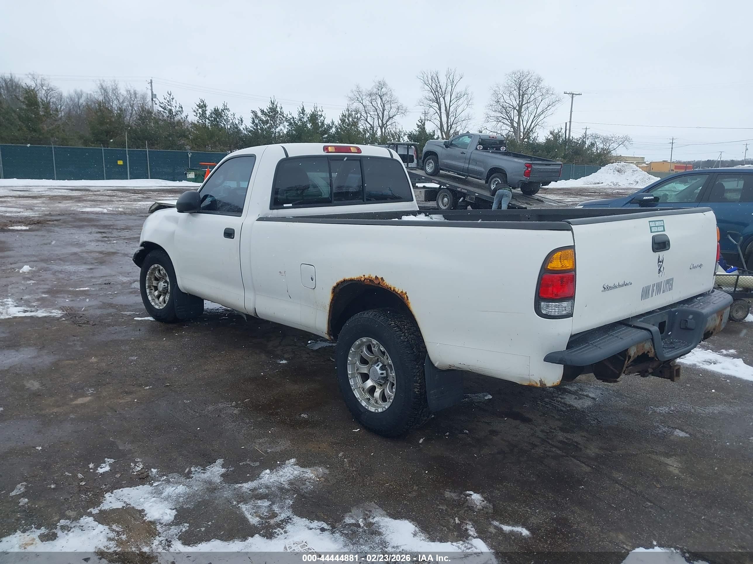 TOYOTA TUNDRA image 3