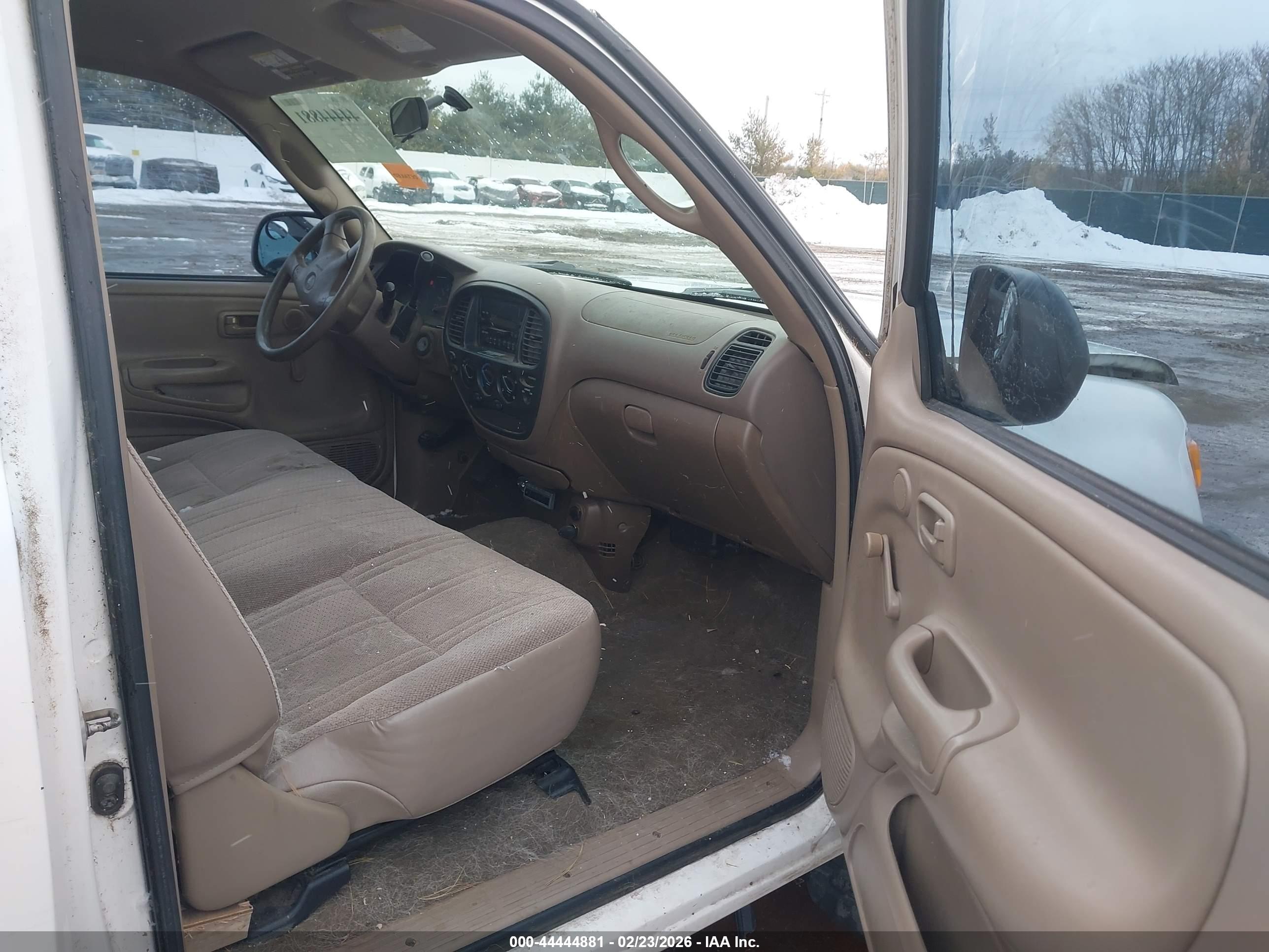 TOYOTA TUNDRA image 5