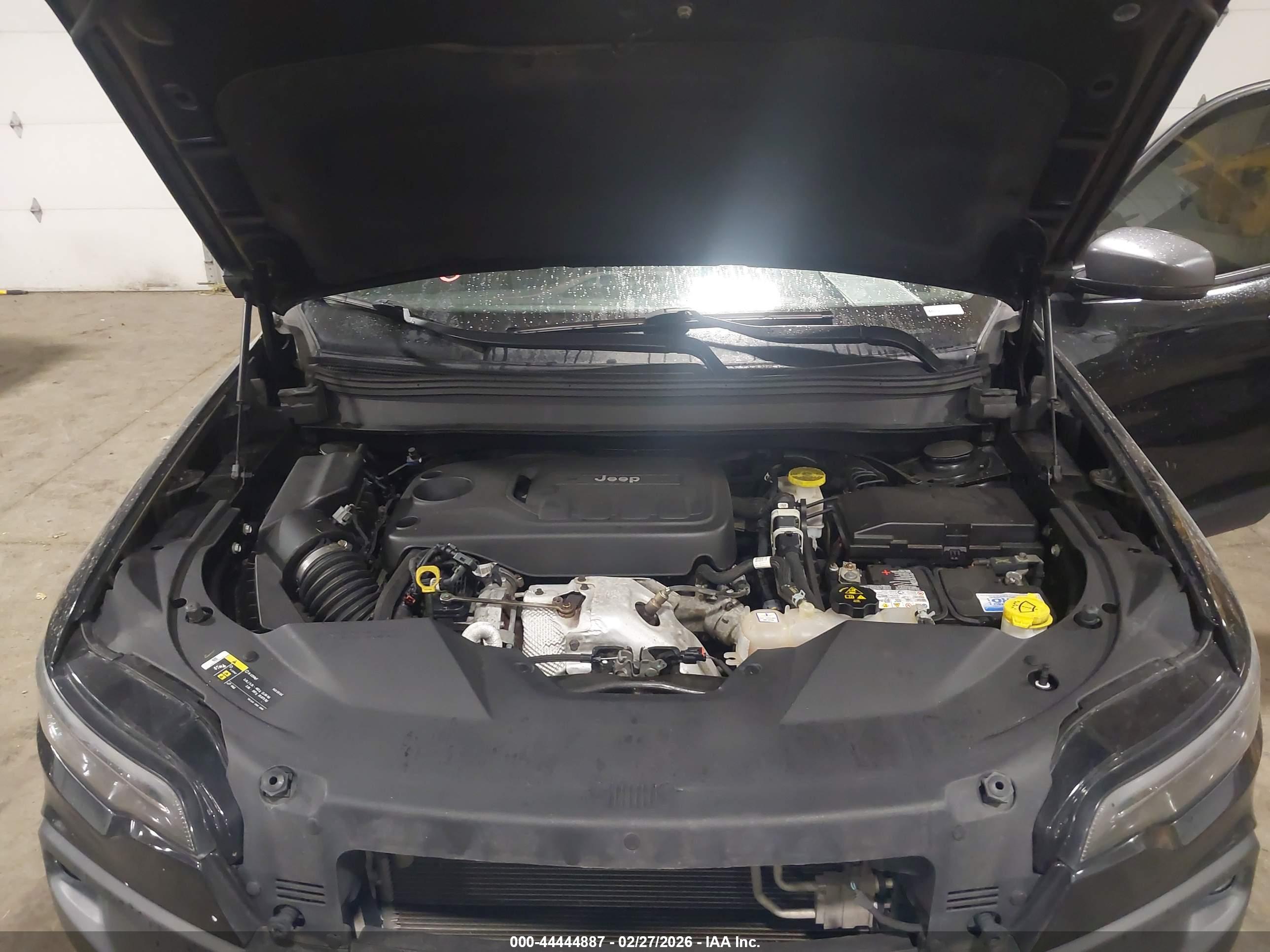 JEEP CHEROKEE image 10