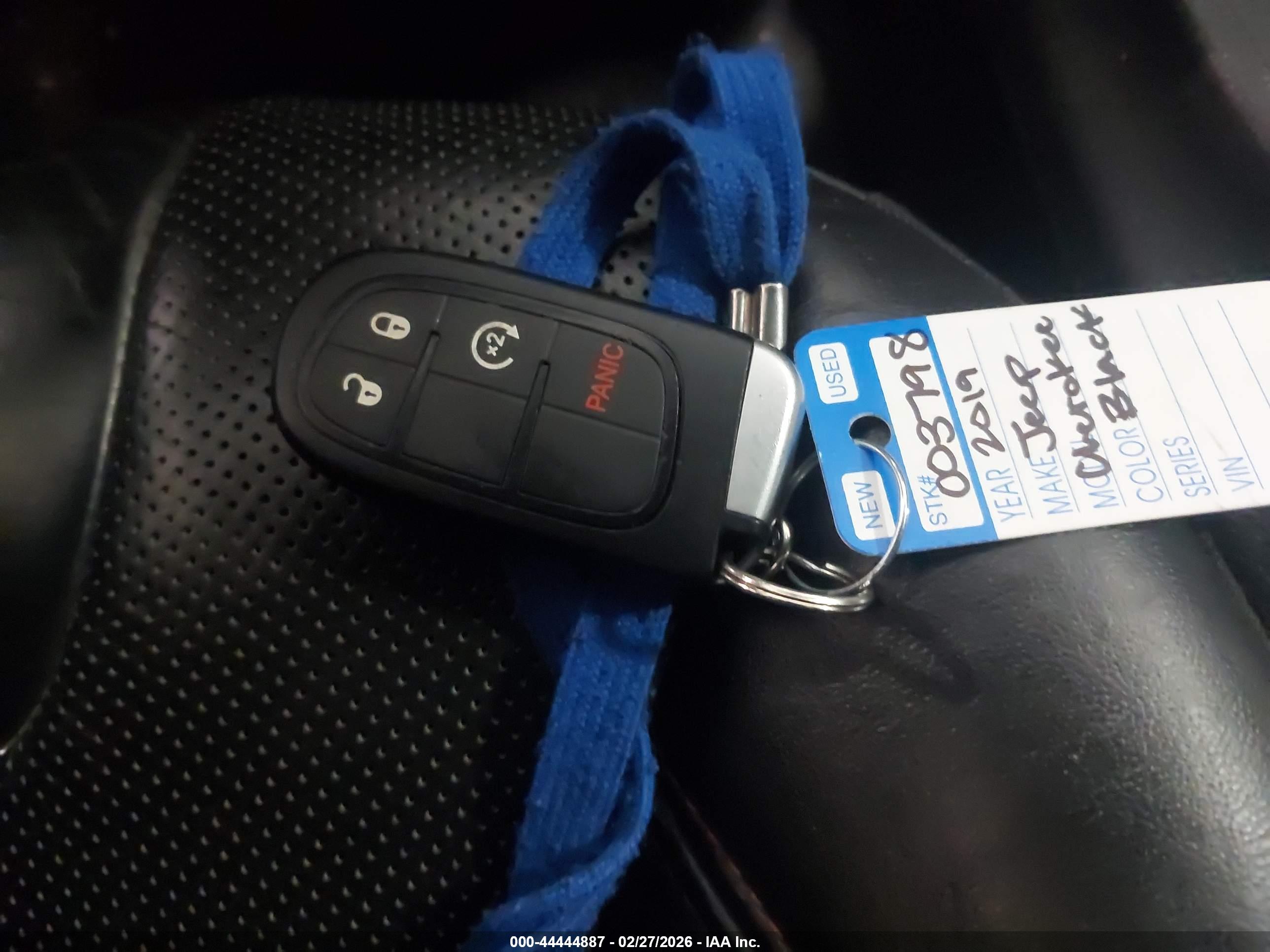 JEEP CHEROKEE image 11