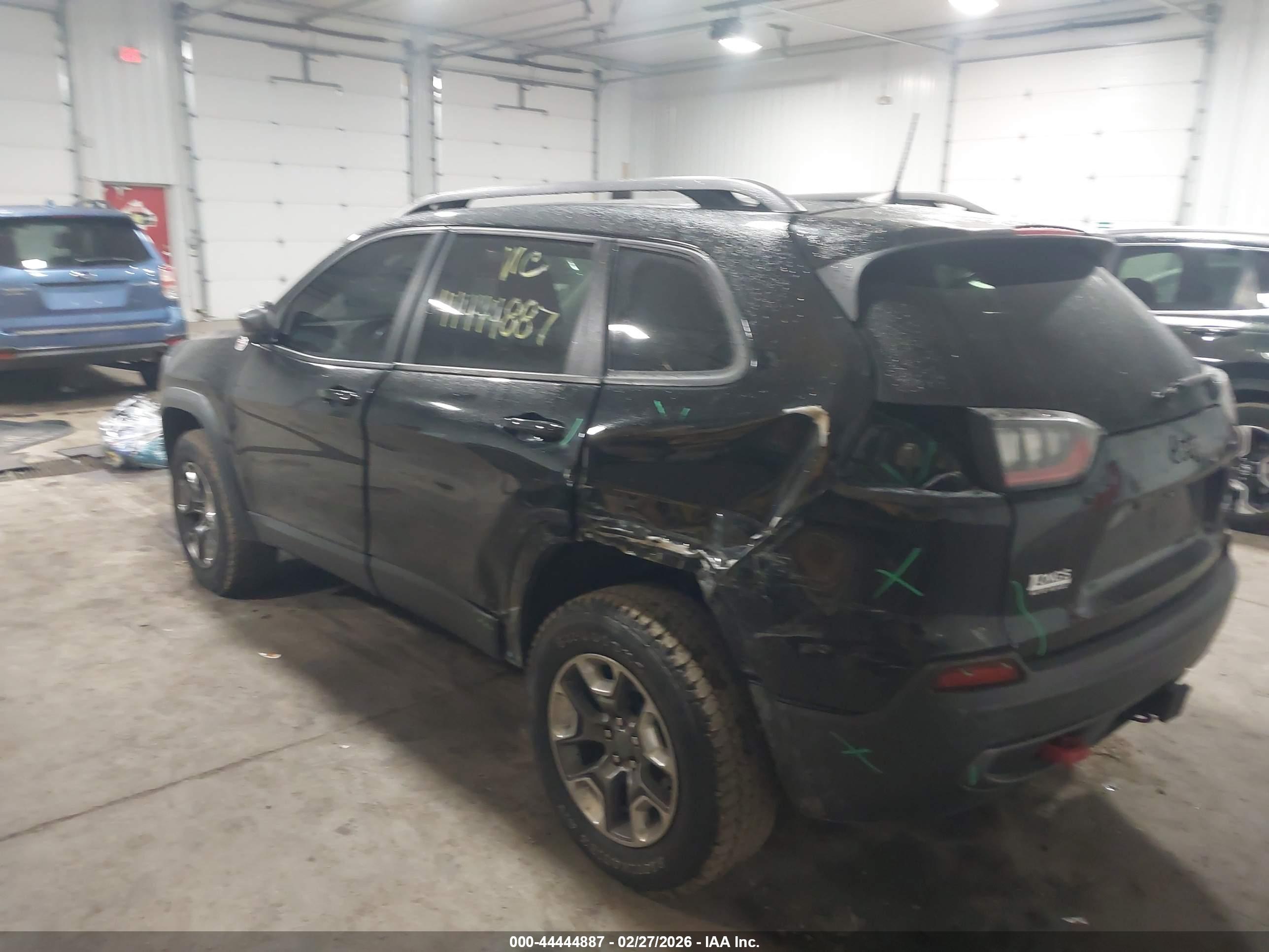 JEEP CHEROKEE image 3
