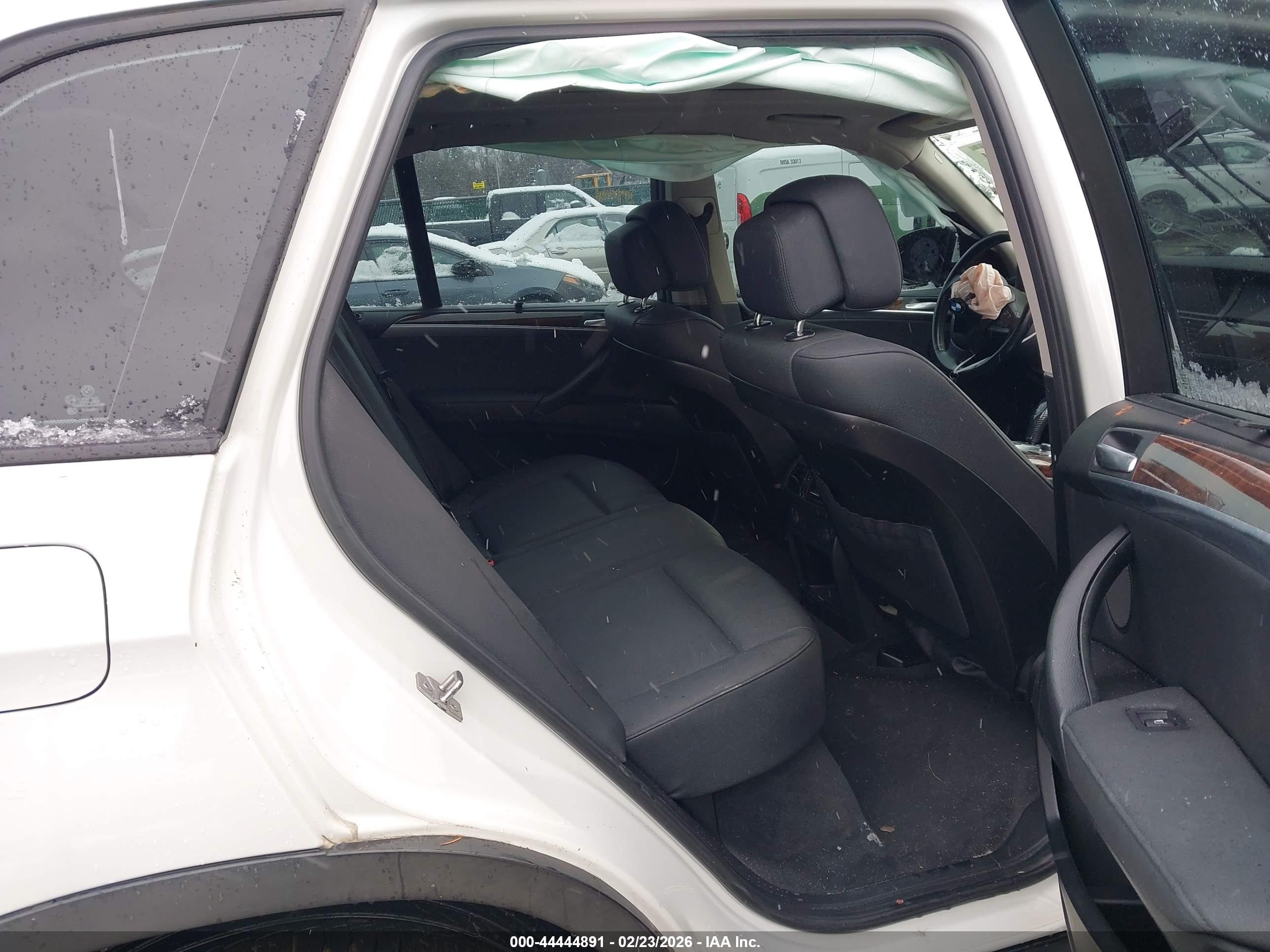 BMW X5 image 8