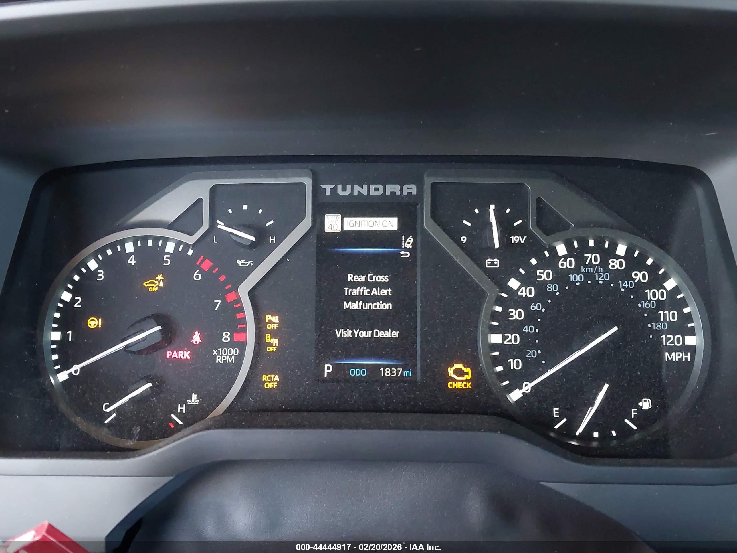 TOYOTA TUNDRA image 7