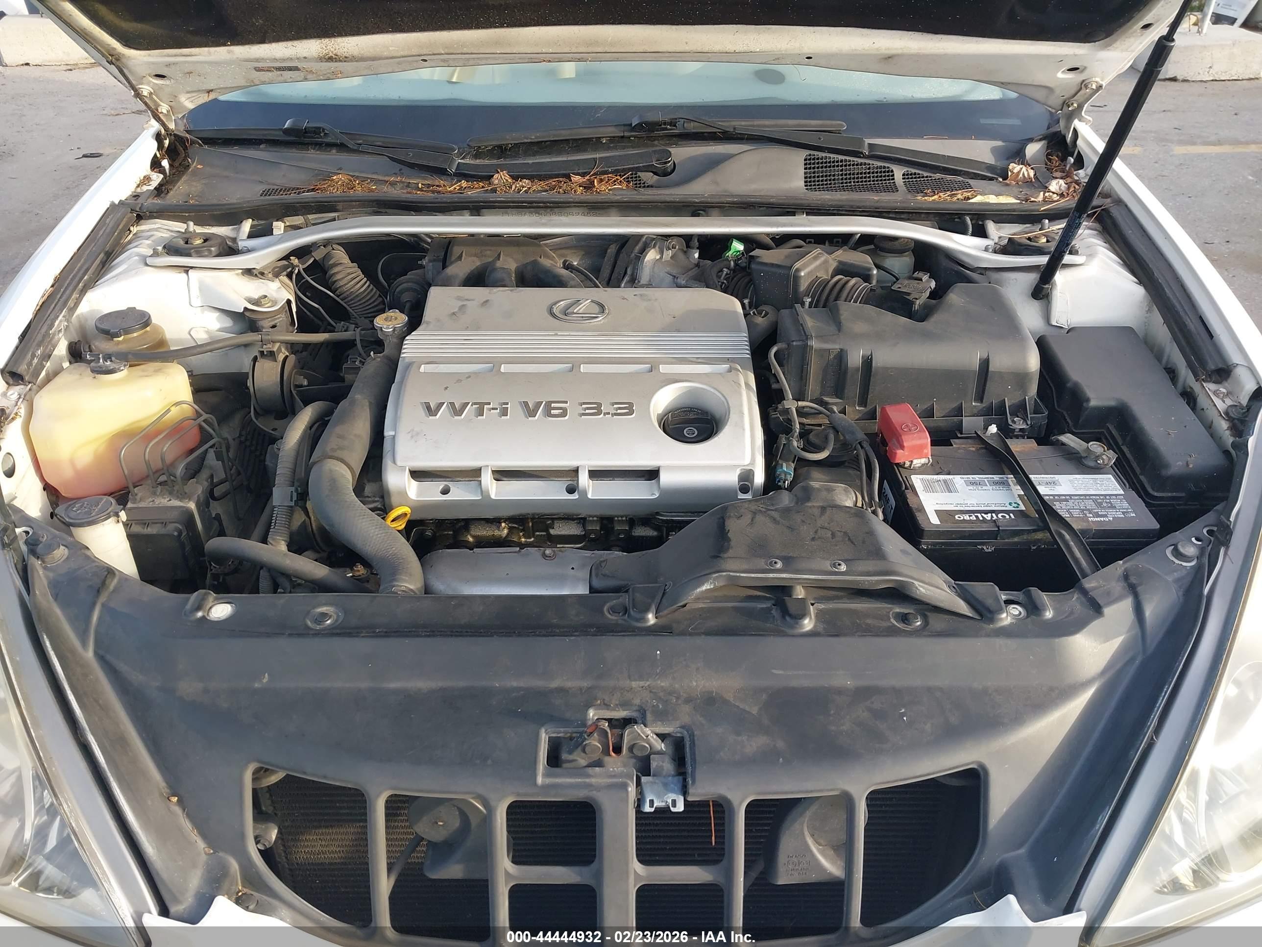 LEXUS ES image 10