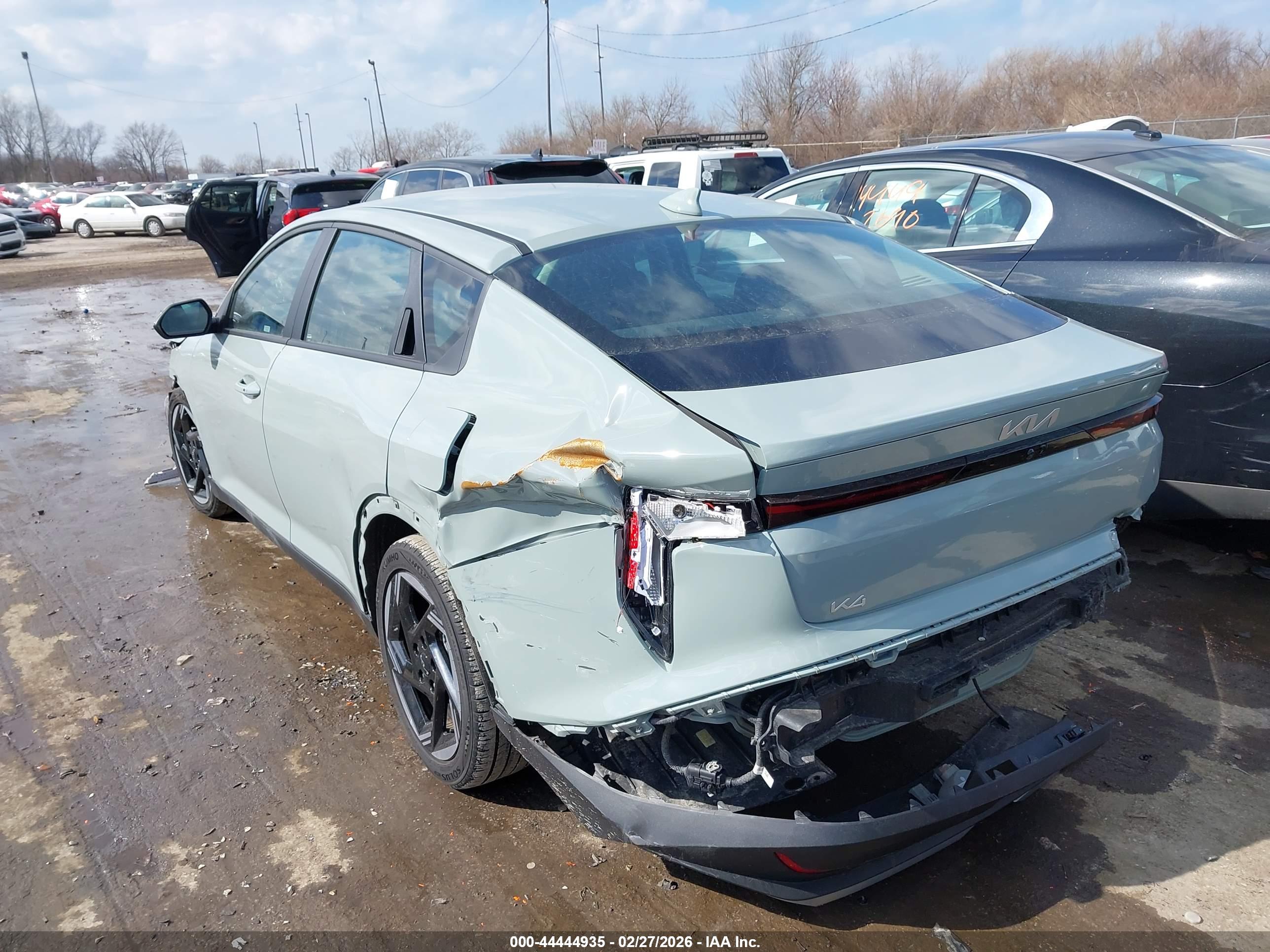KIA K4 image 3