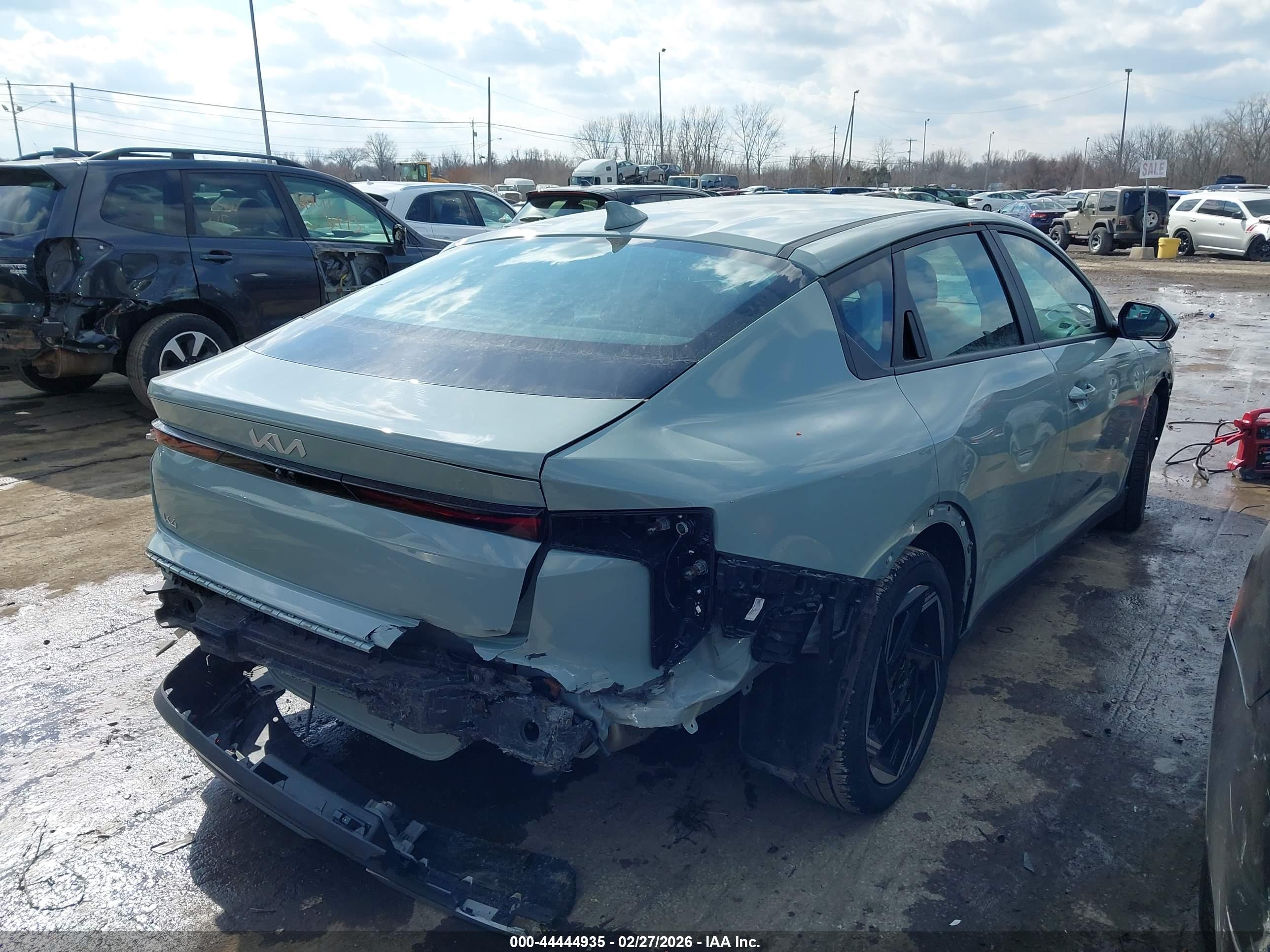KIA K4 image 4