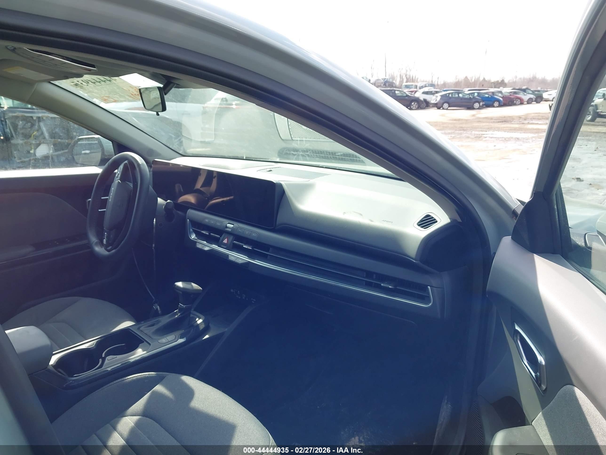 KIA K4 image 5