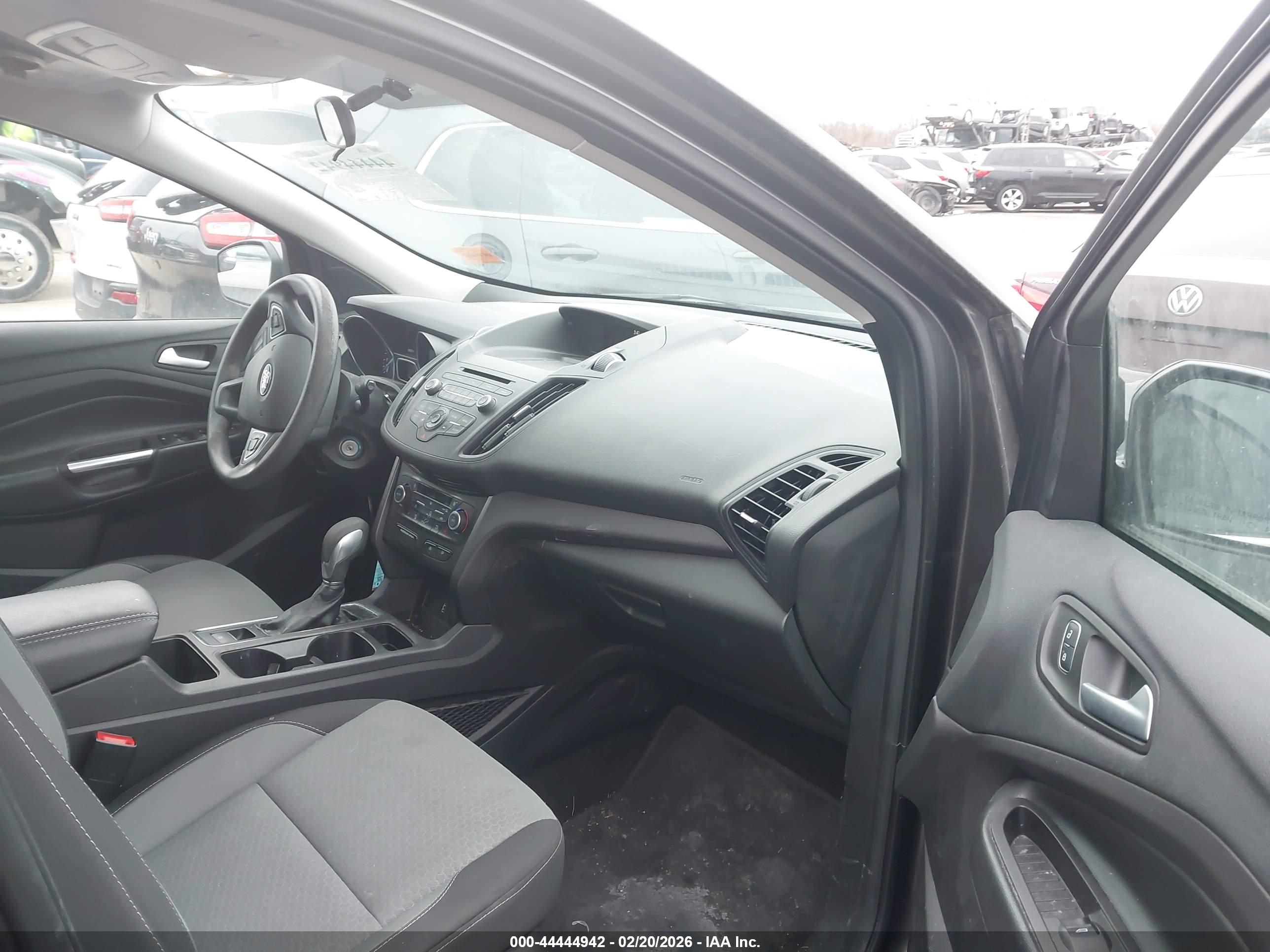 FORD ESCAPE image 5
