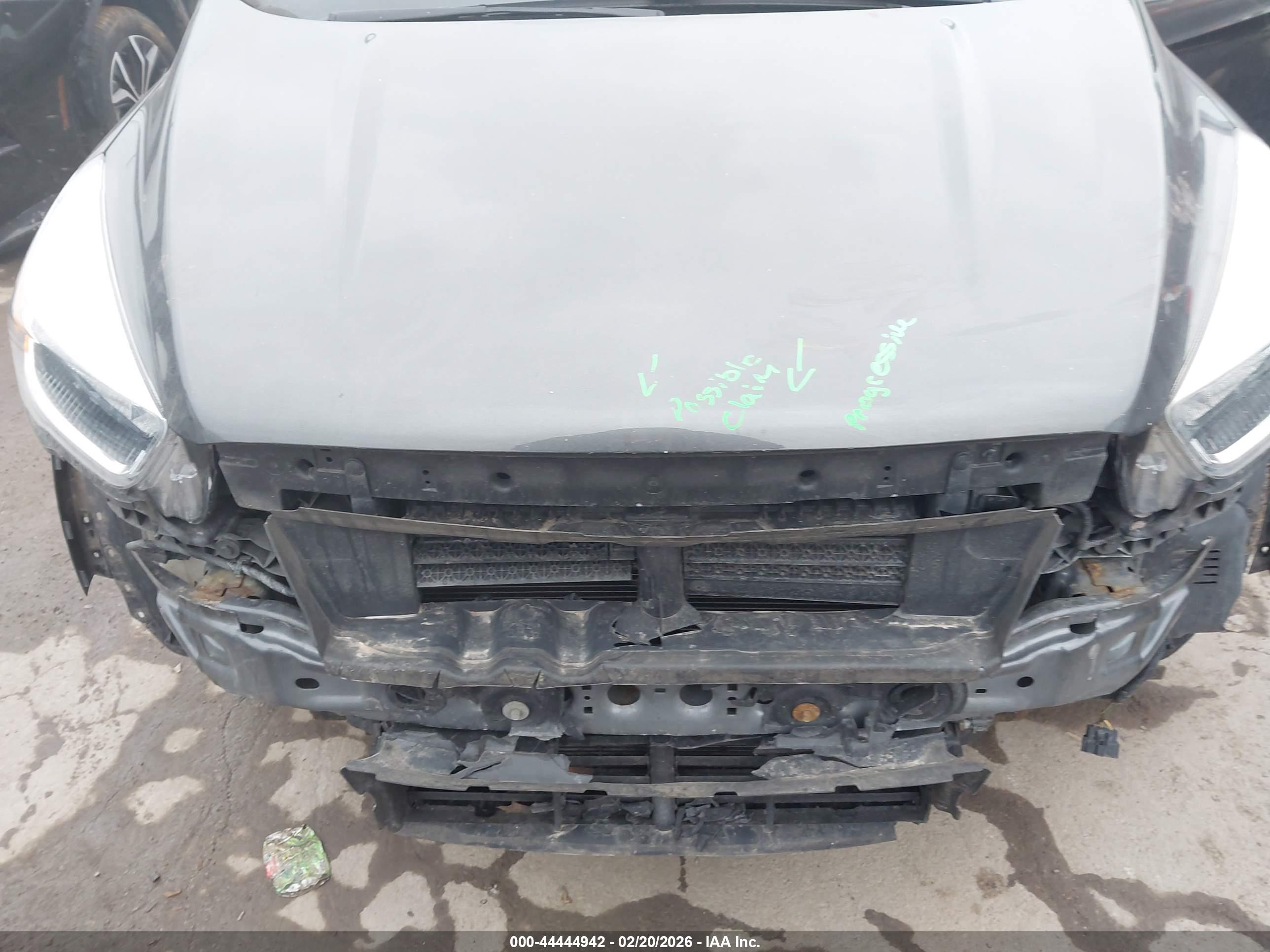 FORD ESCAPE image 6