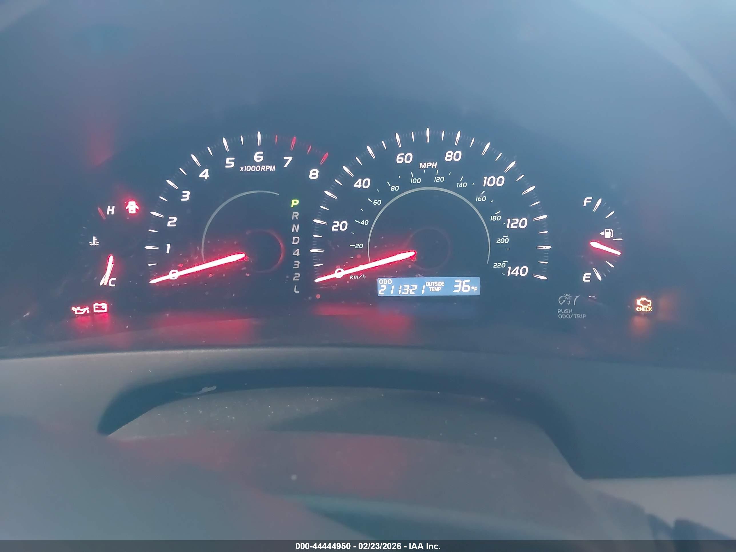 TOYOTA CAMRY image 7