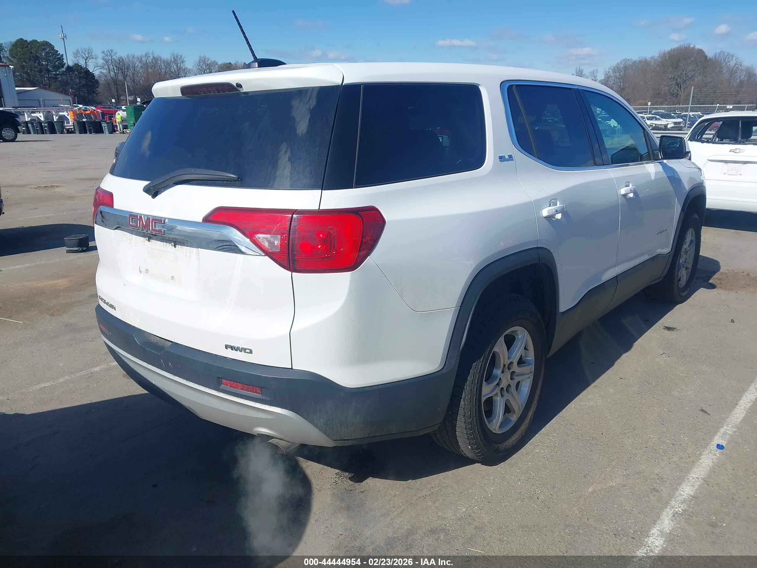 GMC ACADIA image 4