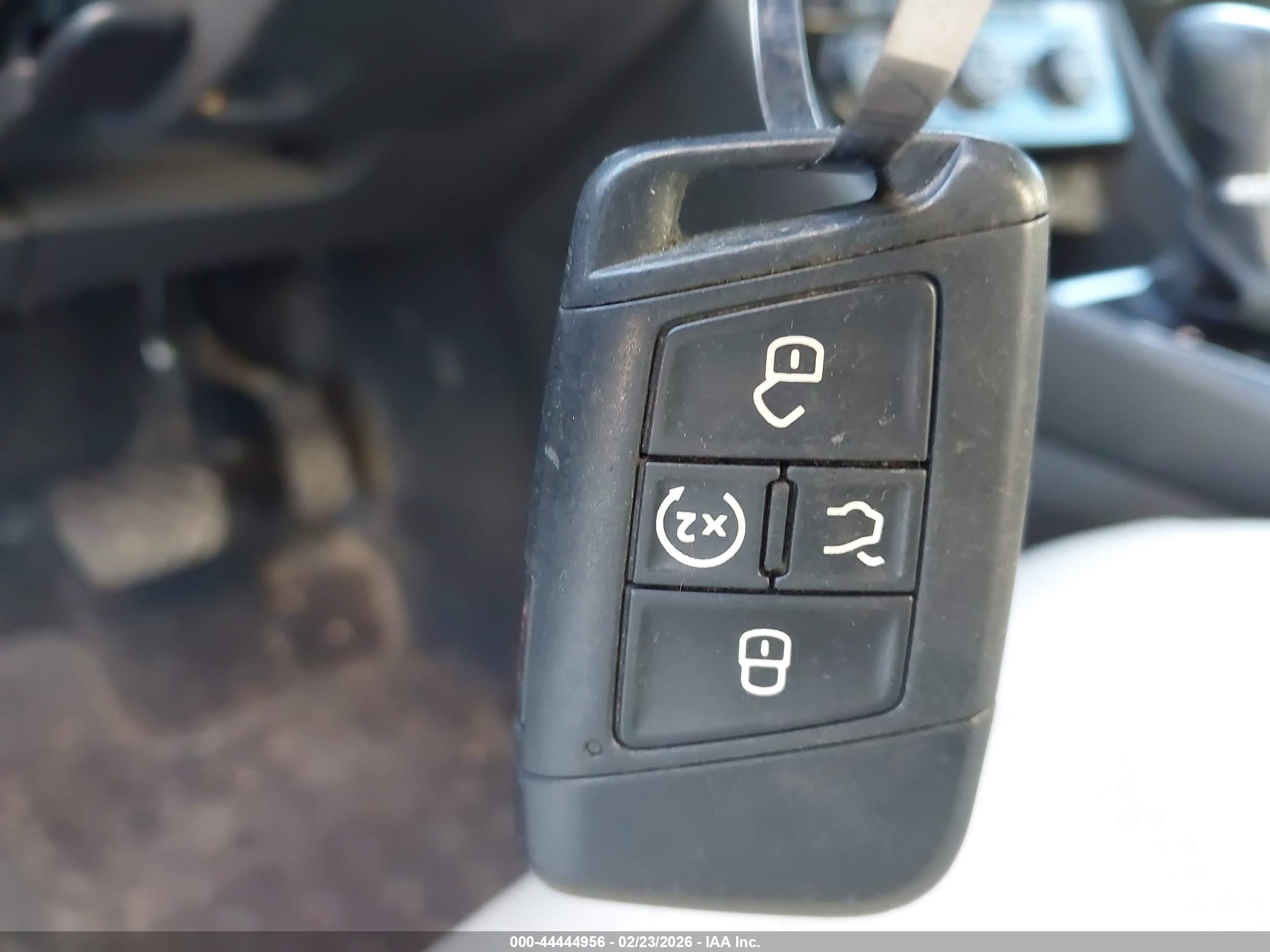 VOLKSWAGEN JETTA image 11