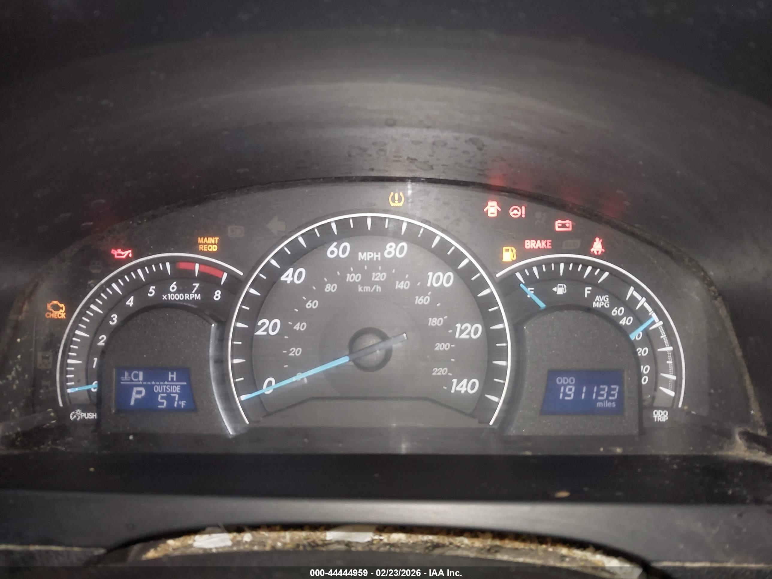 TOYOTA CAMRY image 7