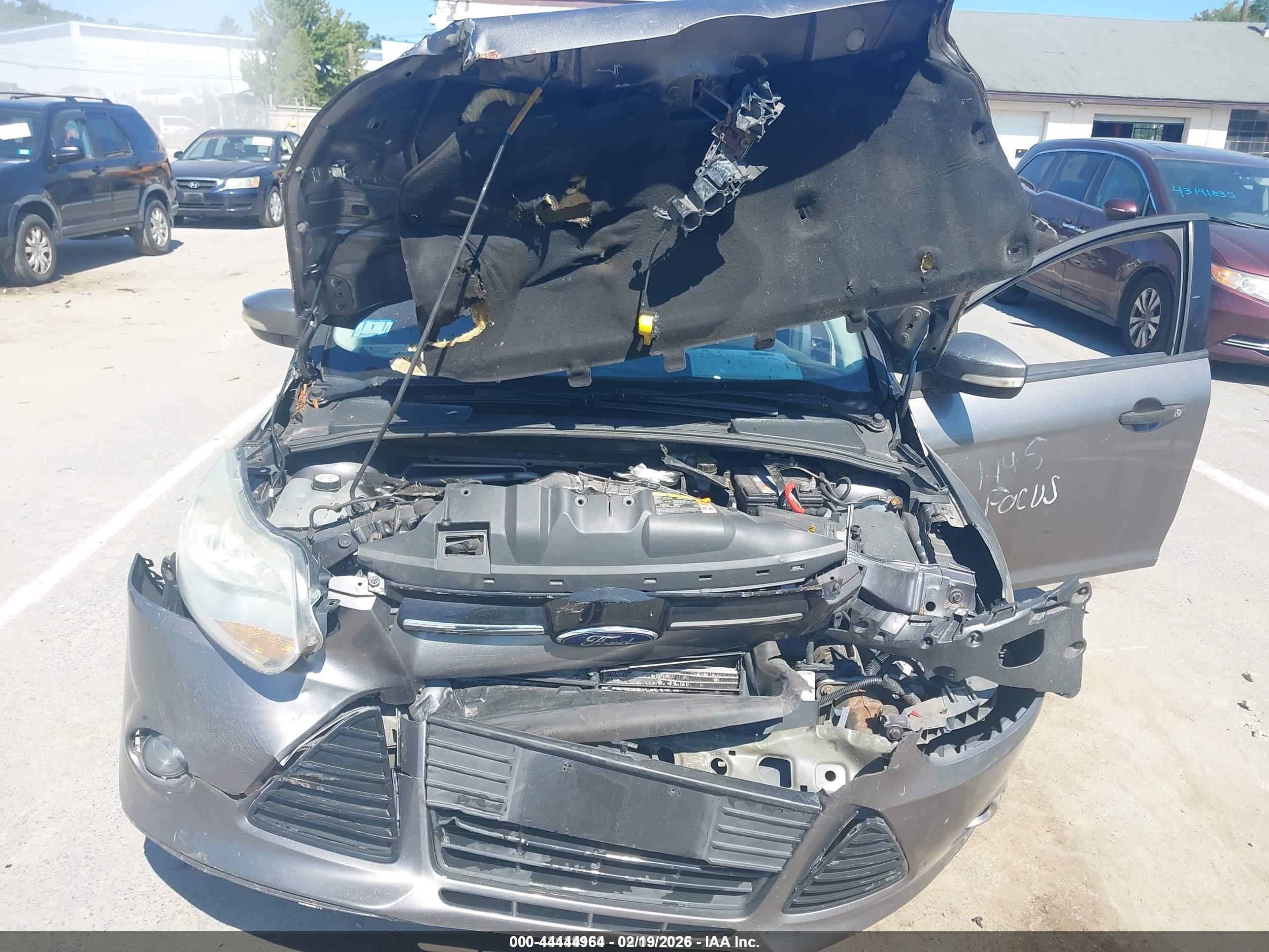 FORD FOCUS image 10