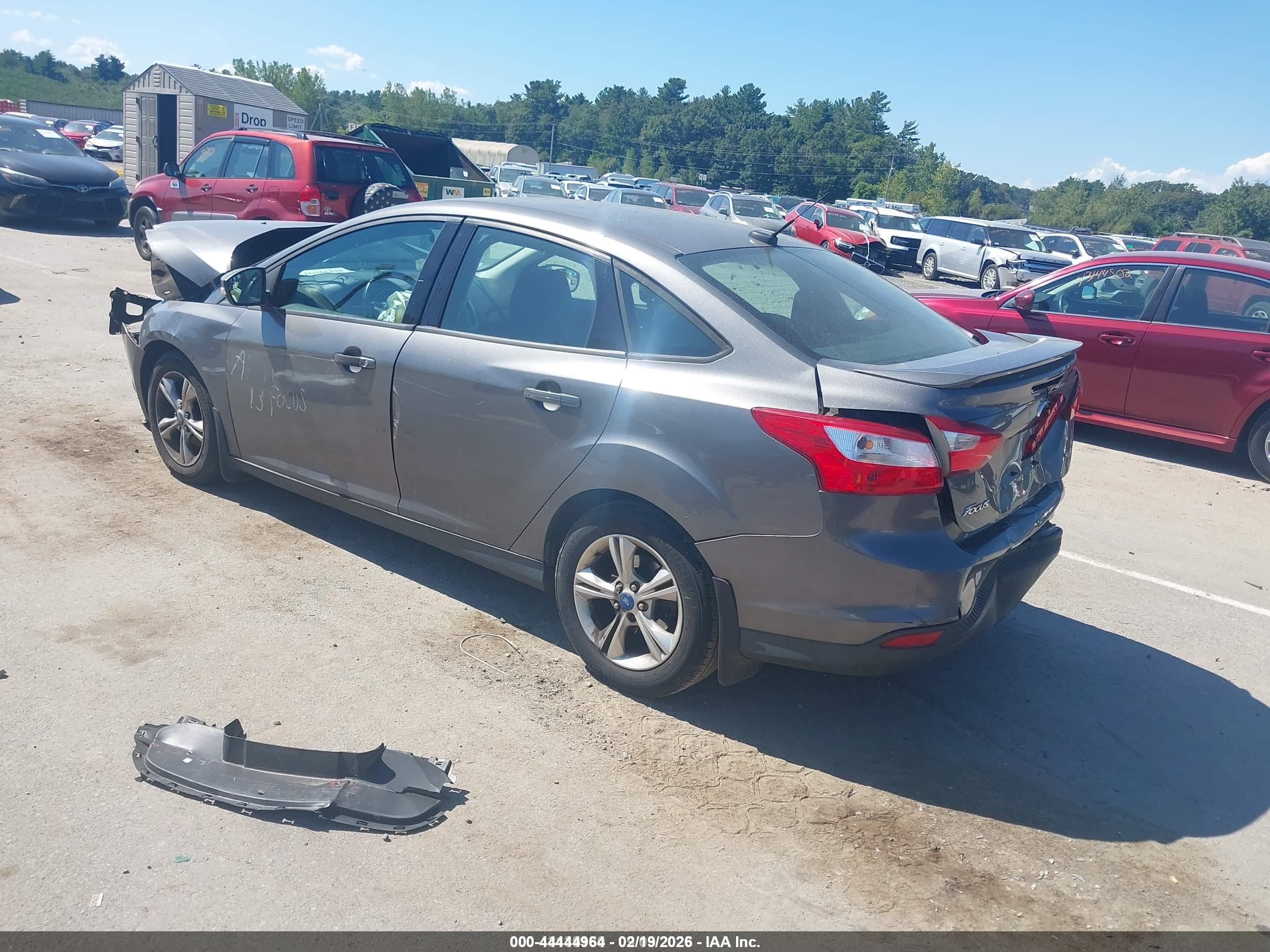 FORD FOCUS image 3