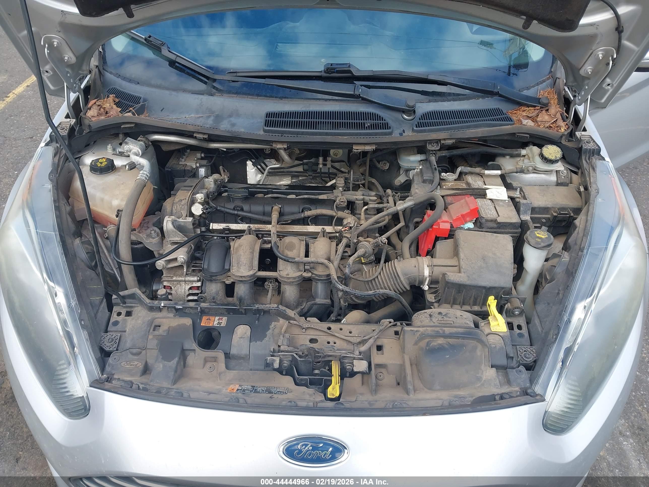 FORD FIESTA image 10