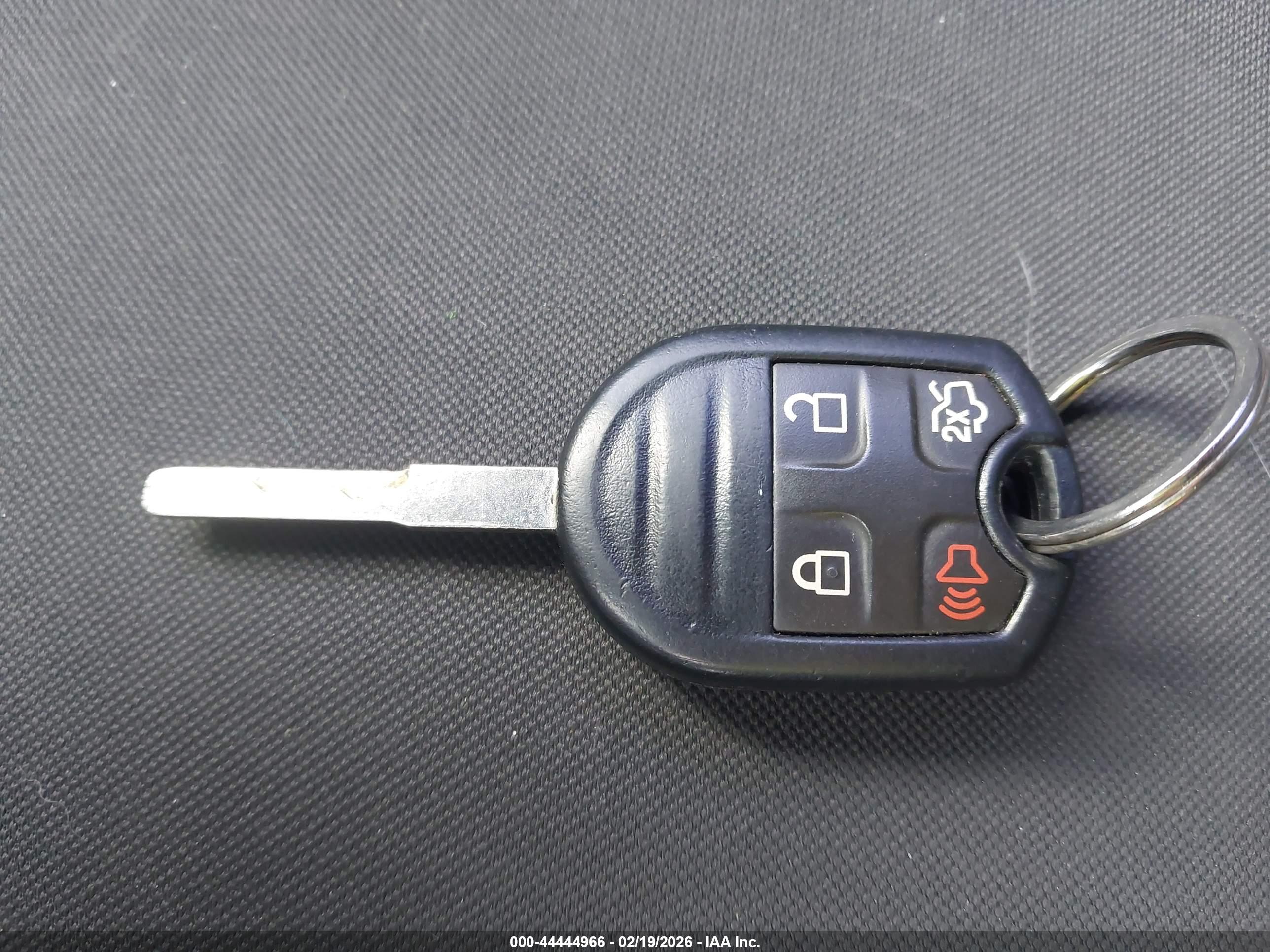 FORD FIESTA image 11