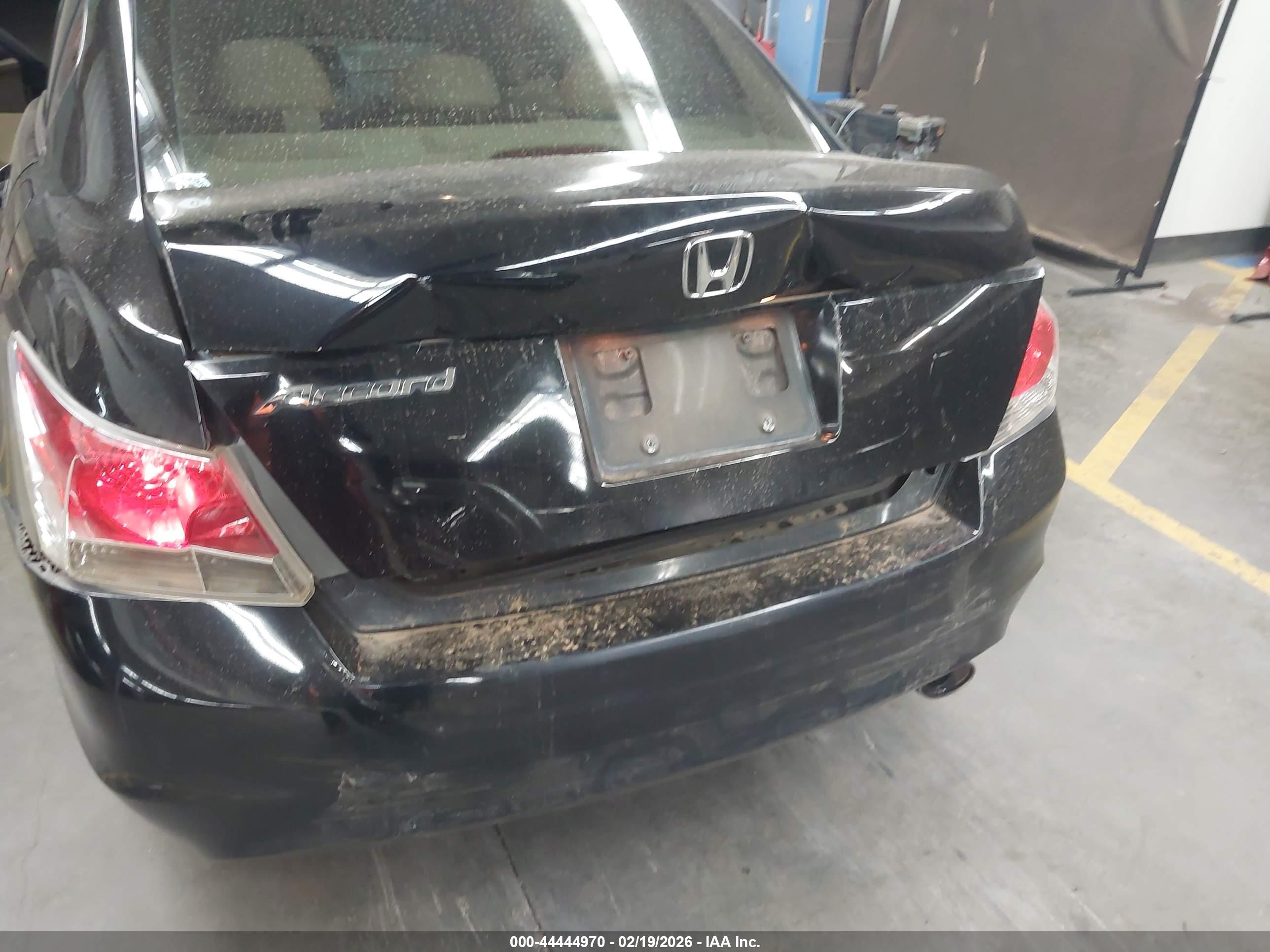 HONDA ACCORD image 6