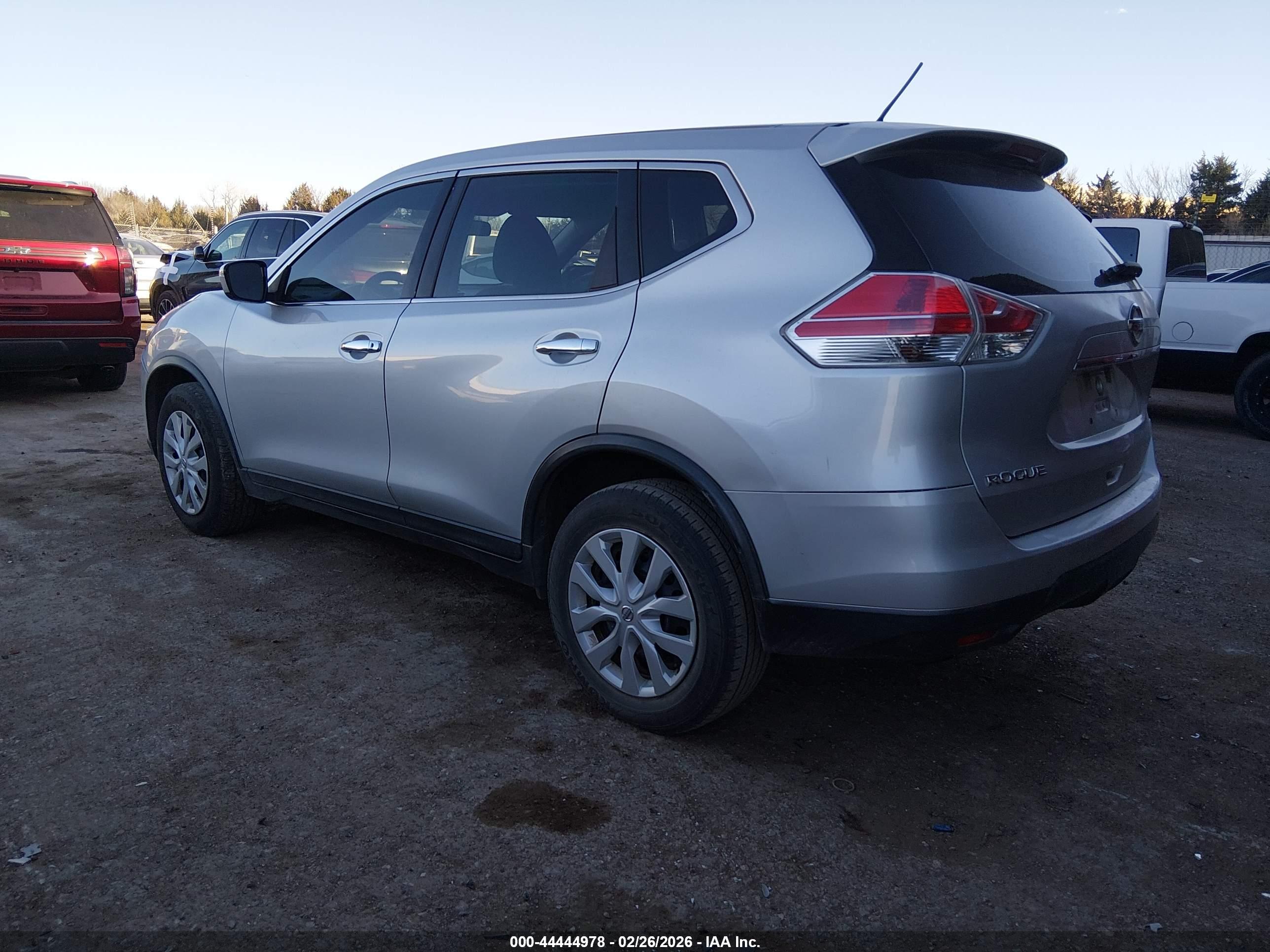 NISSAN ROGUE image 3
