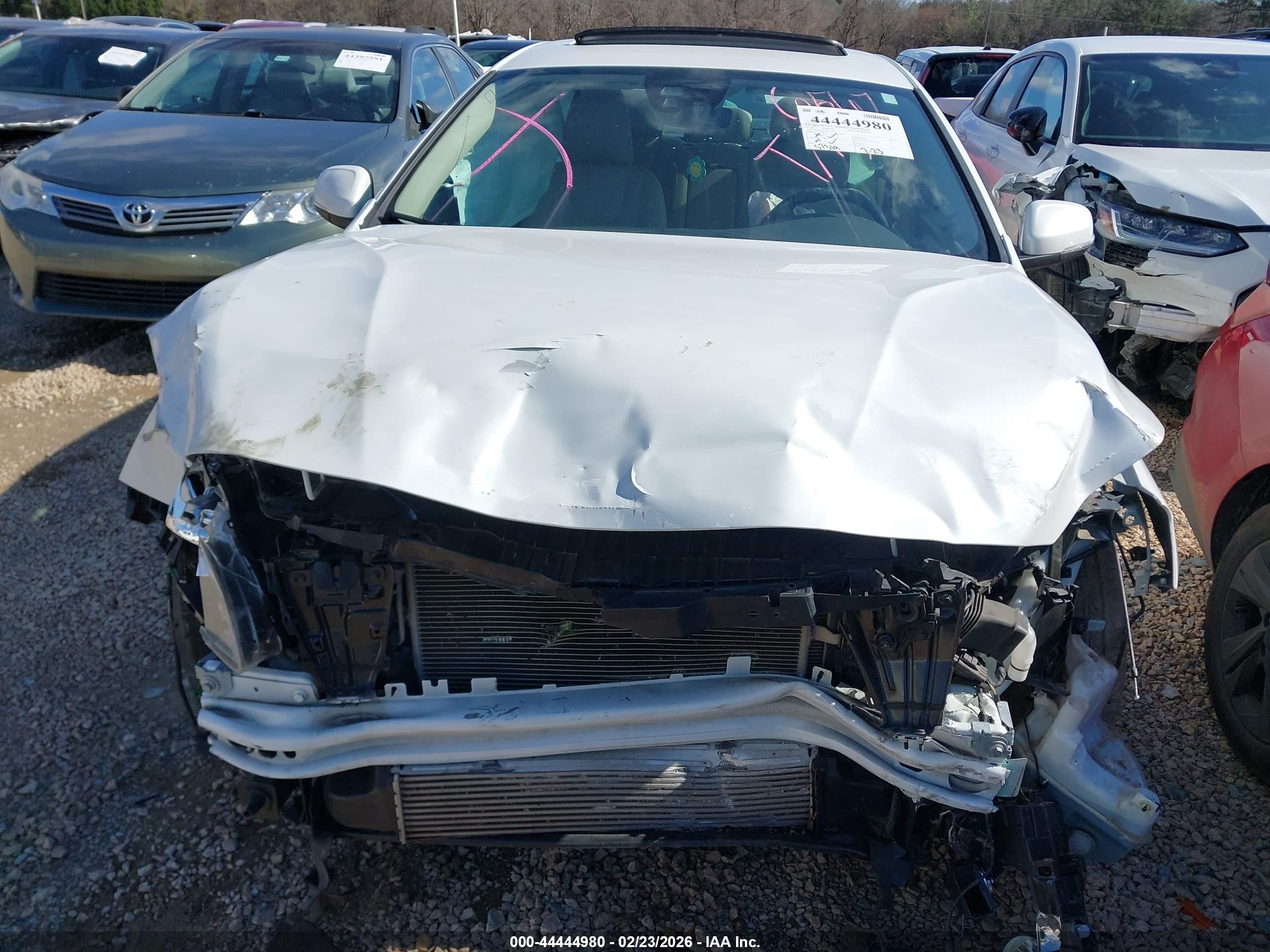 VOLVO S60 image 6