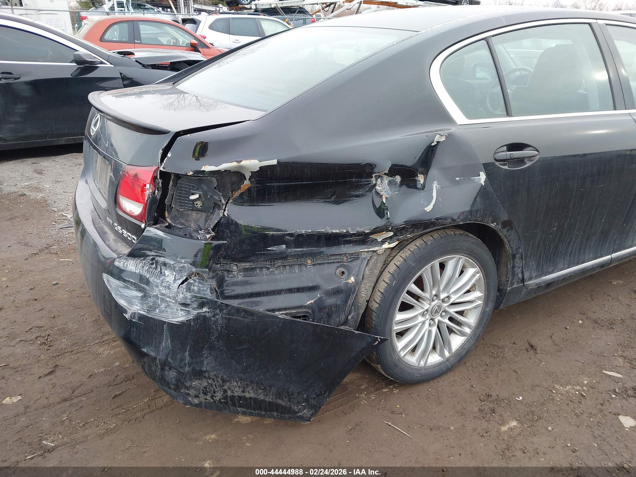 LEXUS GS image 6