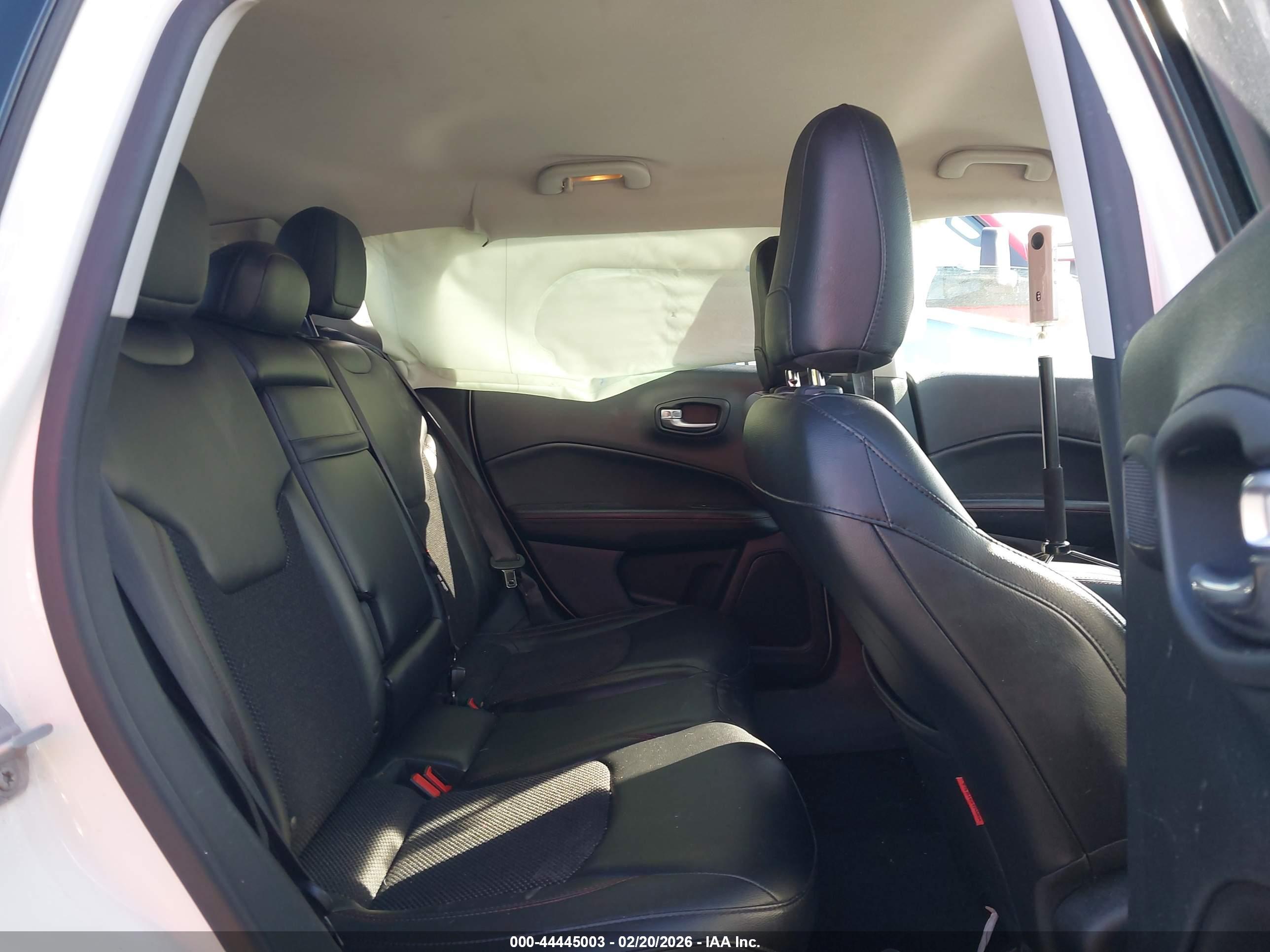 JEEP COMPASS image 8