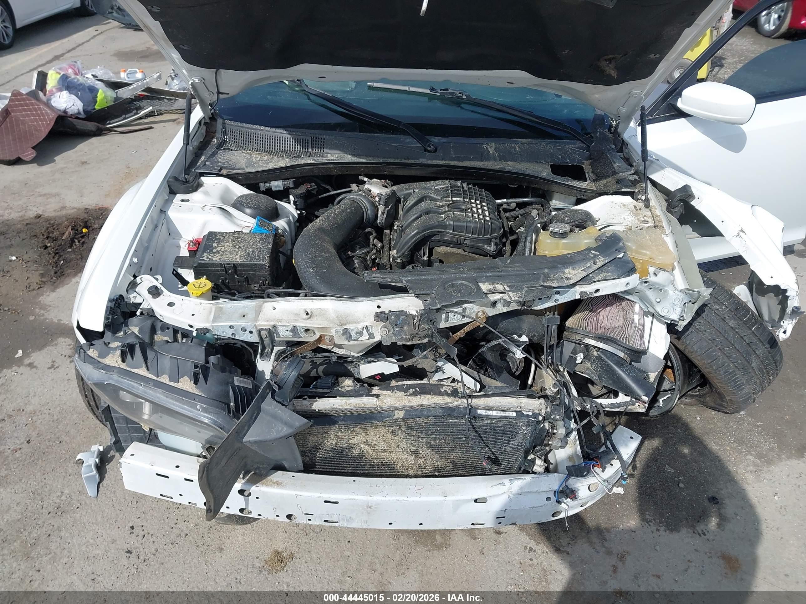 CHRYSLER 300 image 10