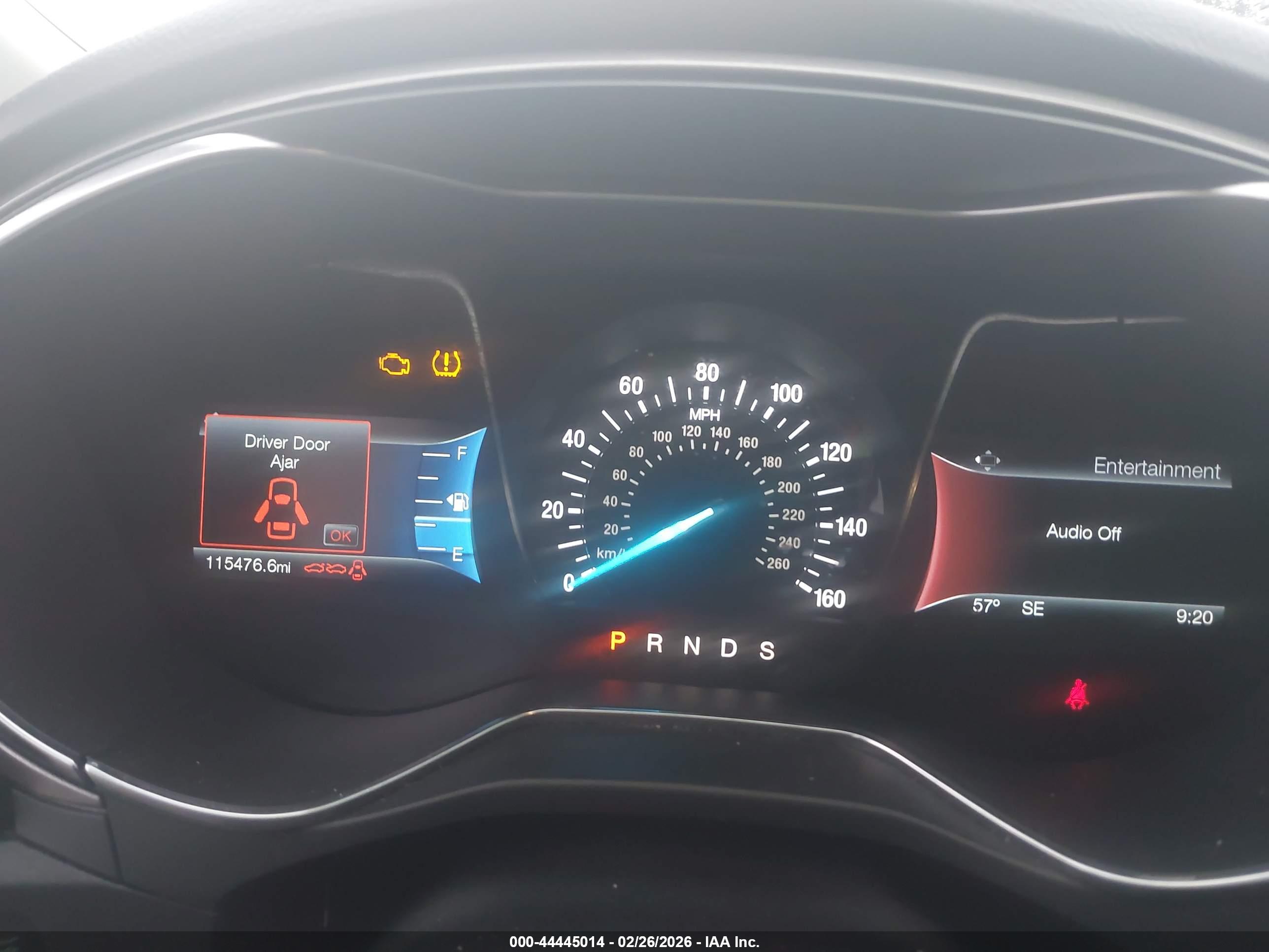 FORD FUSION image 7