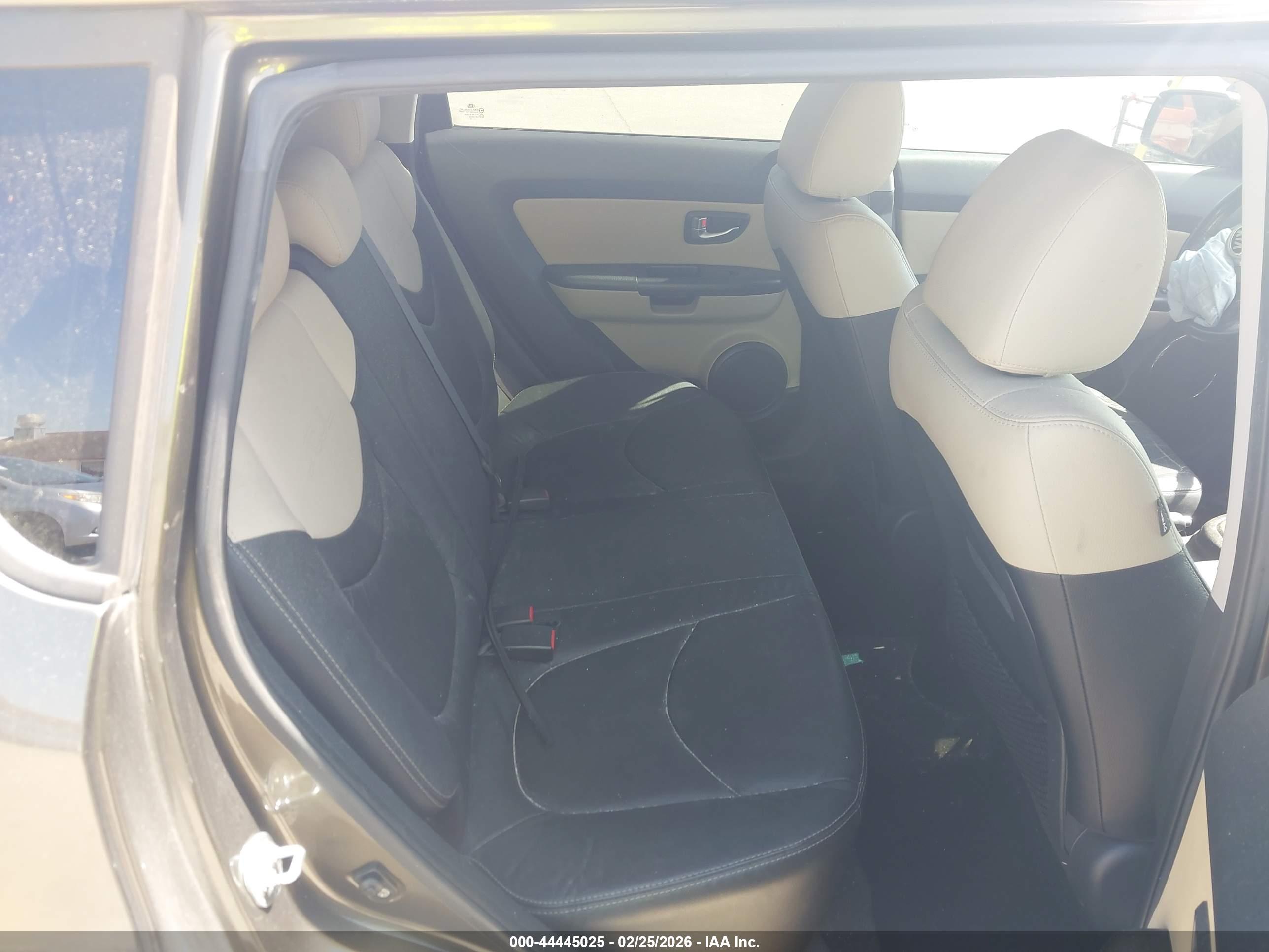 KIA SOUL image 8