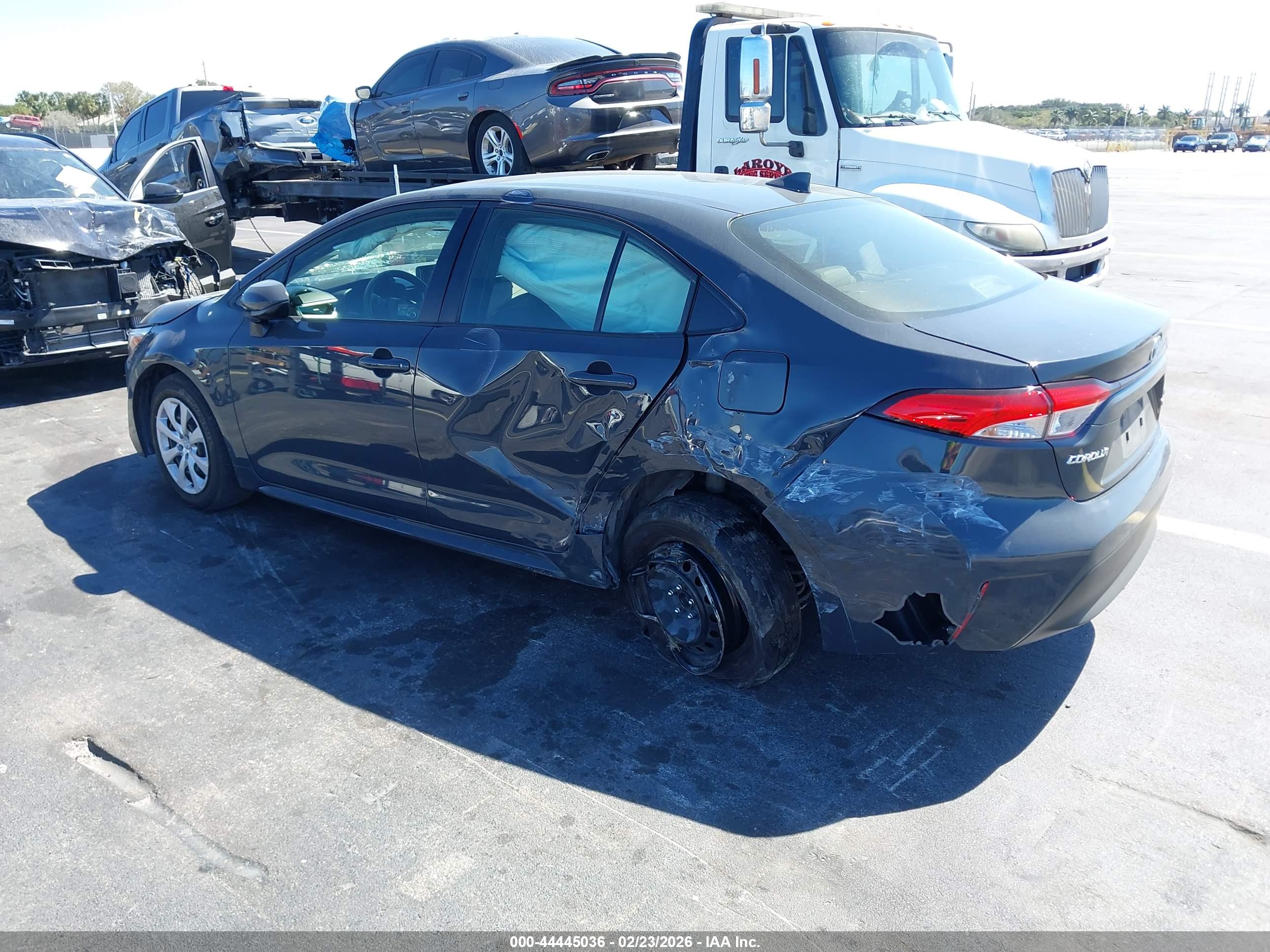 TOYOTA COROLLA image 3