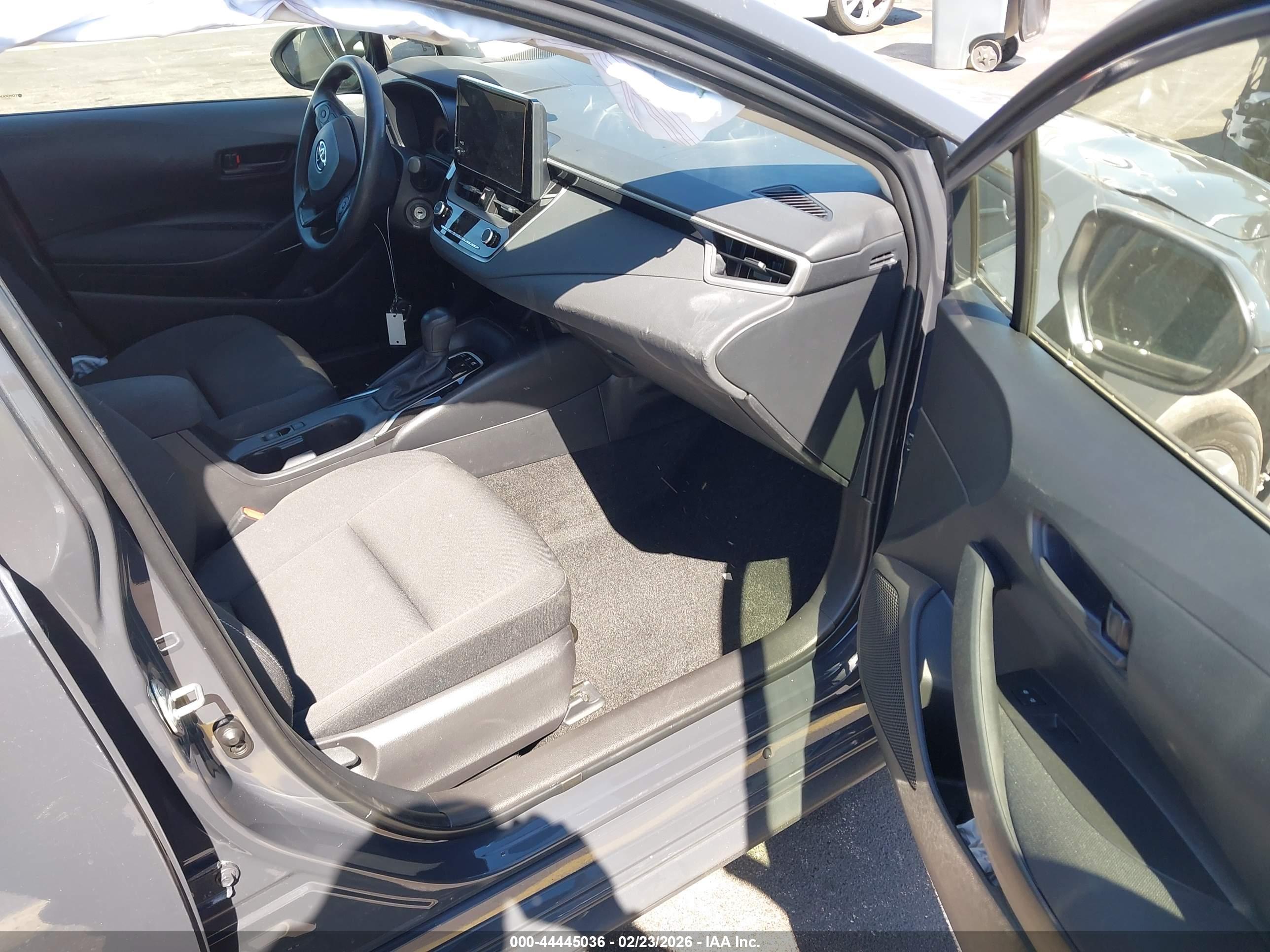 TOYOTA COROLLA image 5