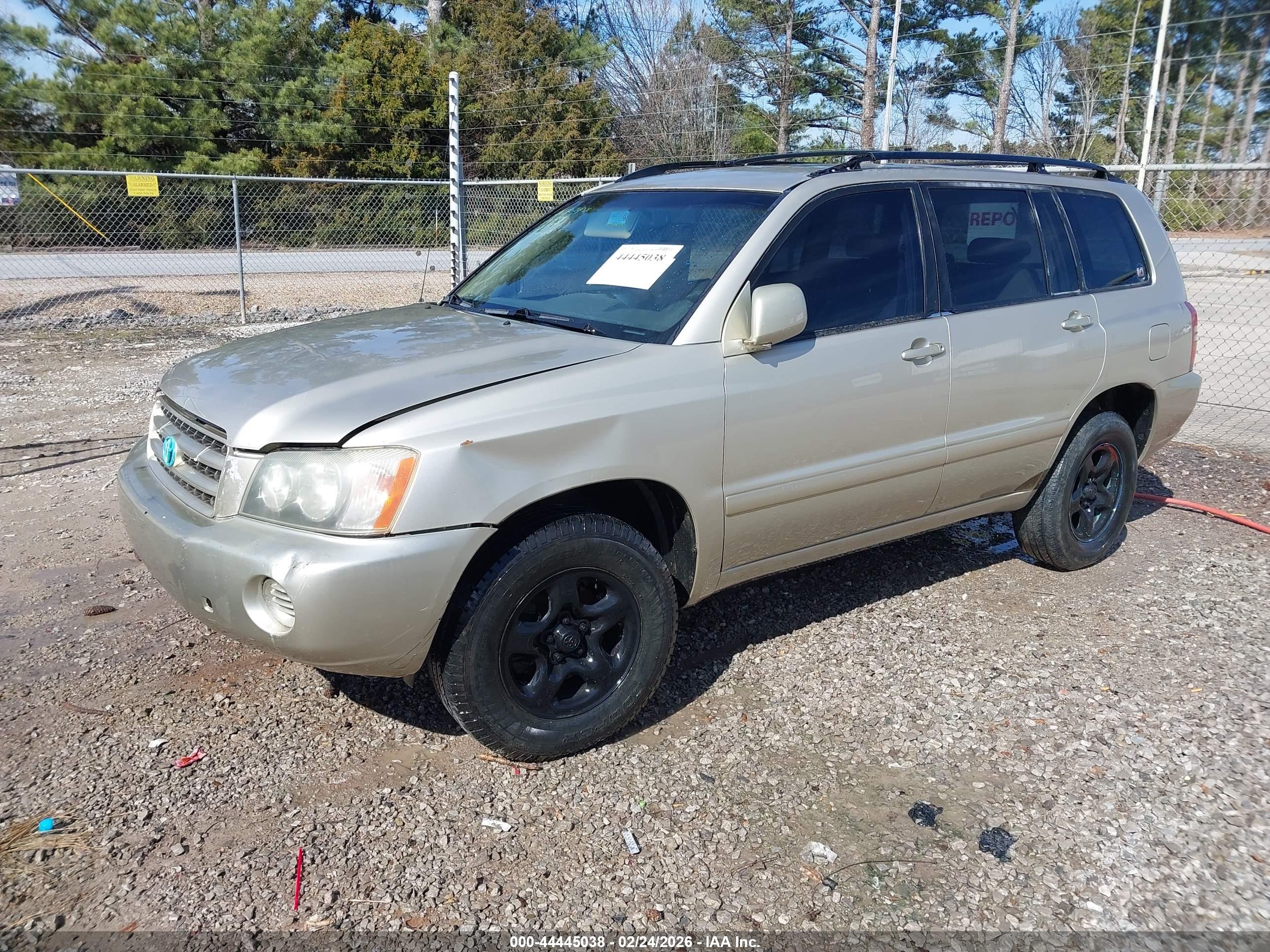 TOYOTA HIGHLANDER image 6