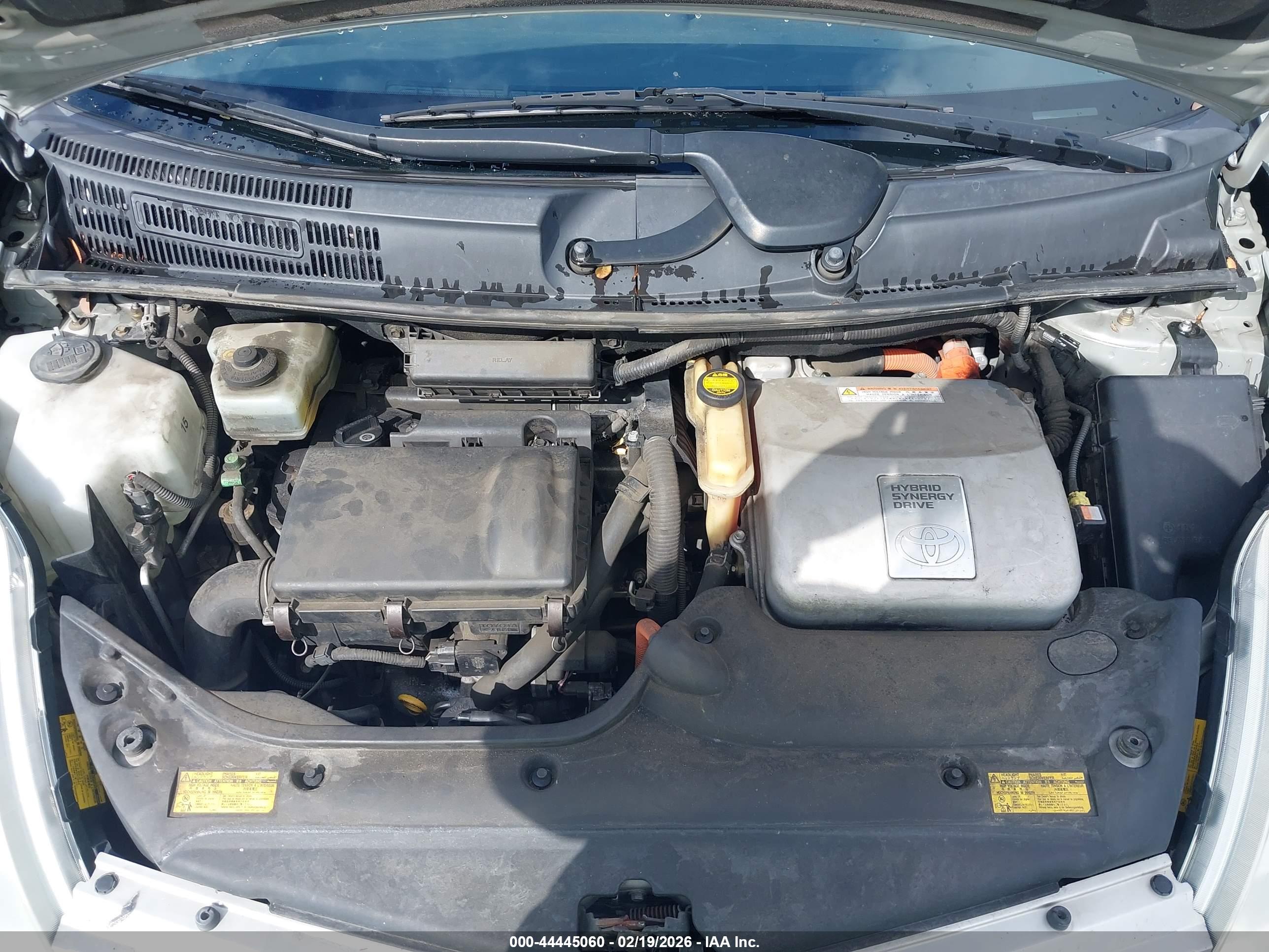 TOYOTA PRIUS image 10