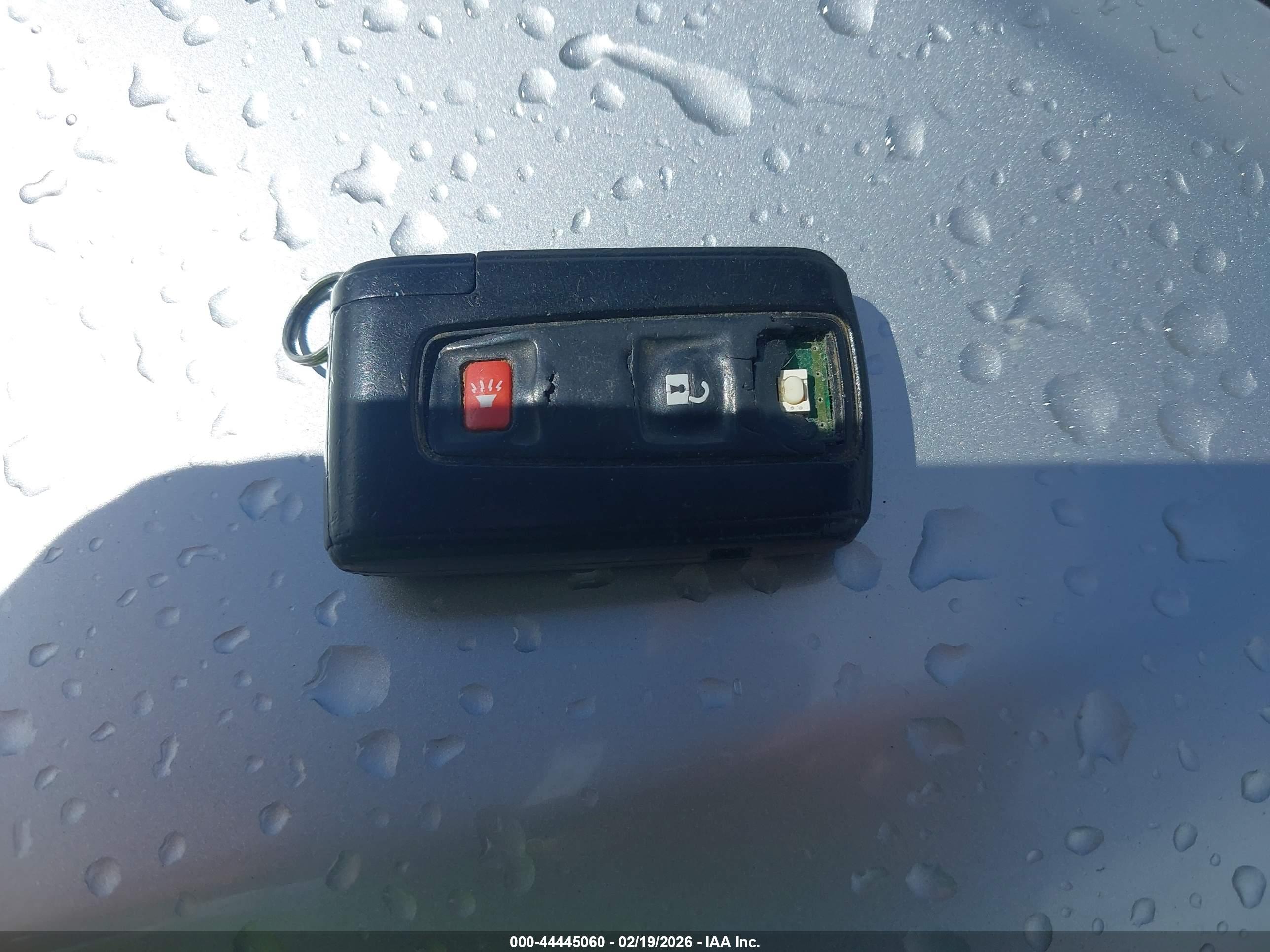 TOYOTA PRIUS image 11
