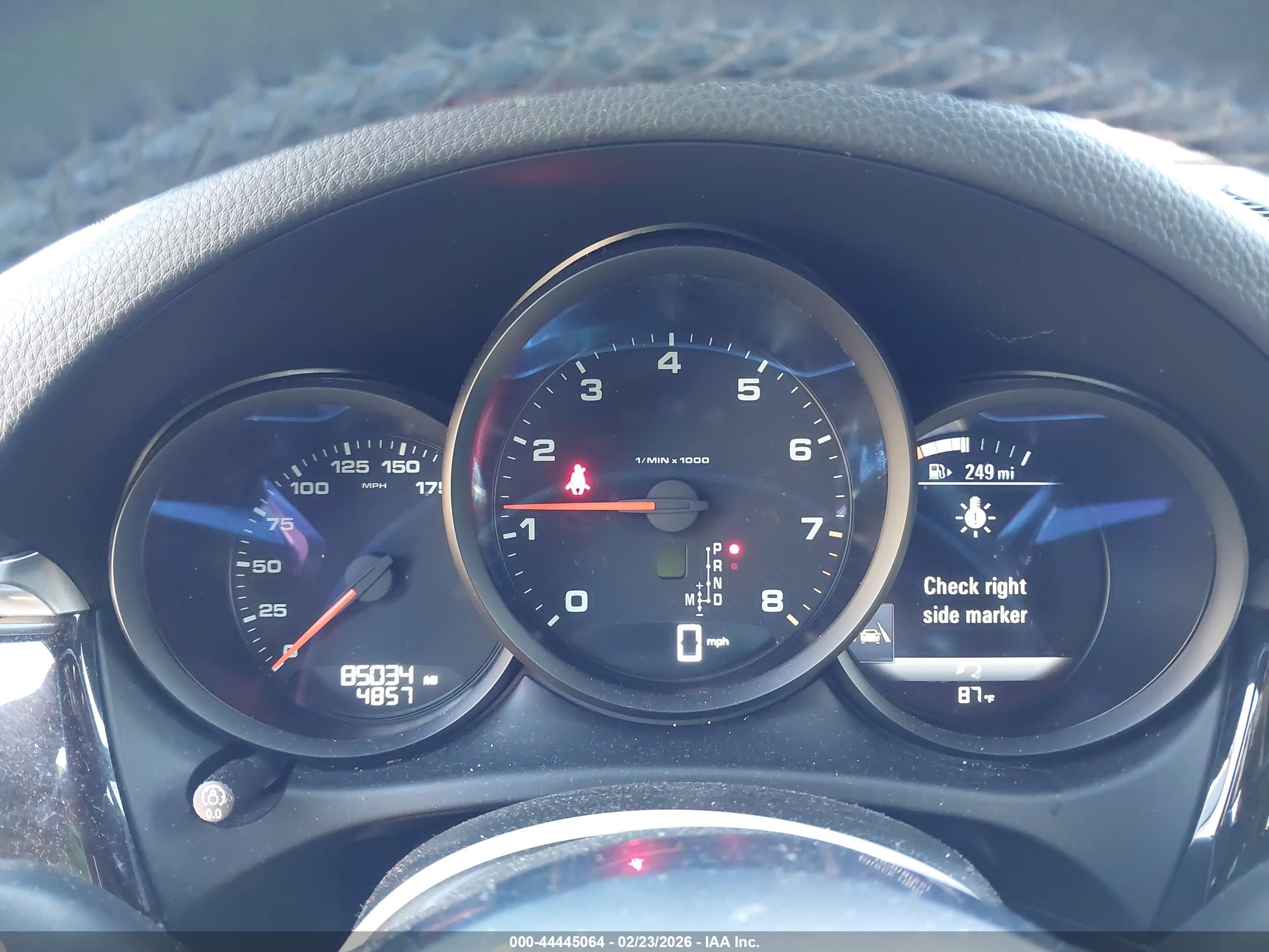 PORSCHE MACAN image 7